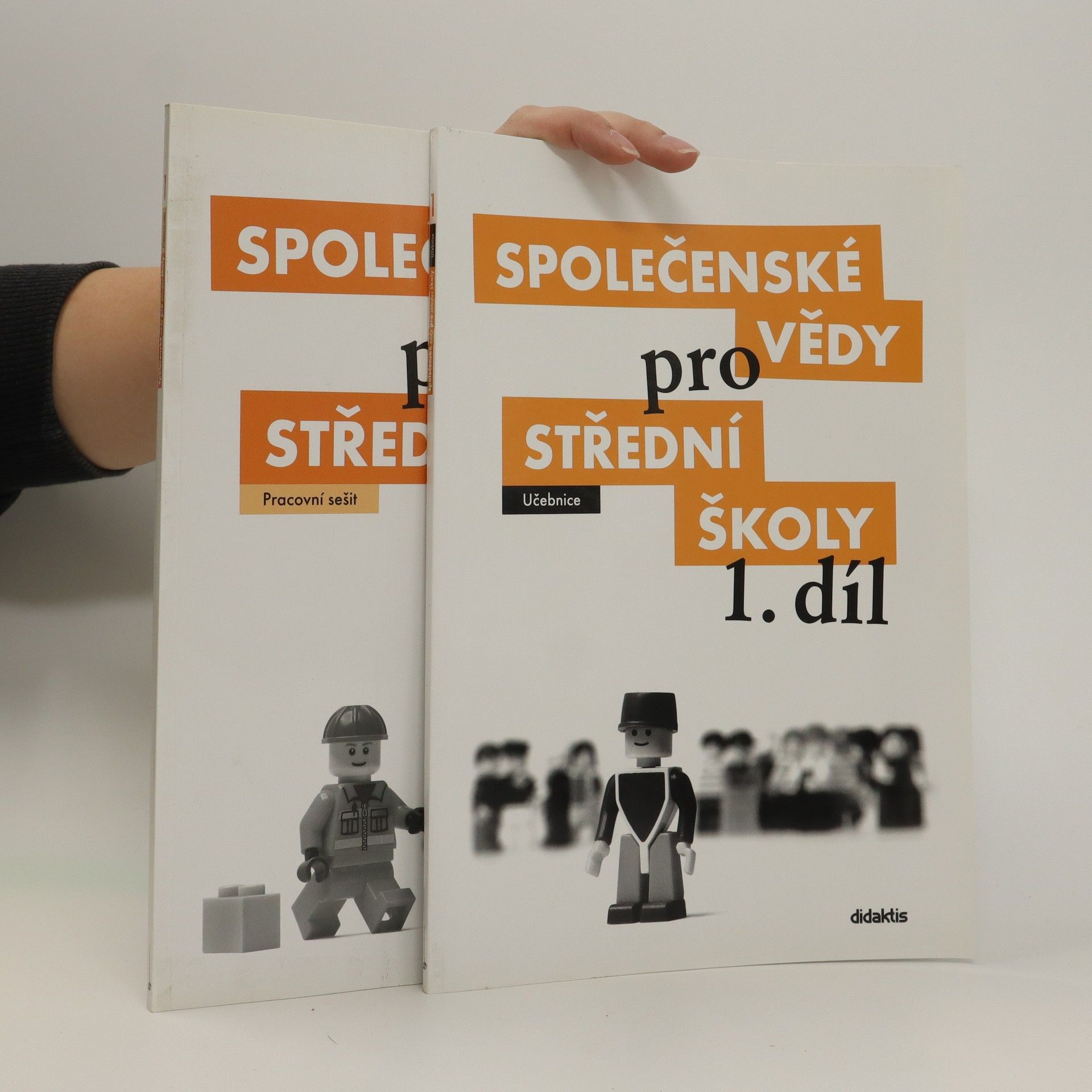 Kolektiv autorů Společenské vědy pro střední školy 1. díl. Učebnice + pracovní sešit