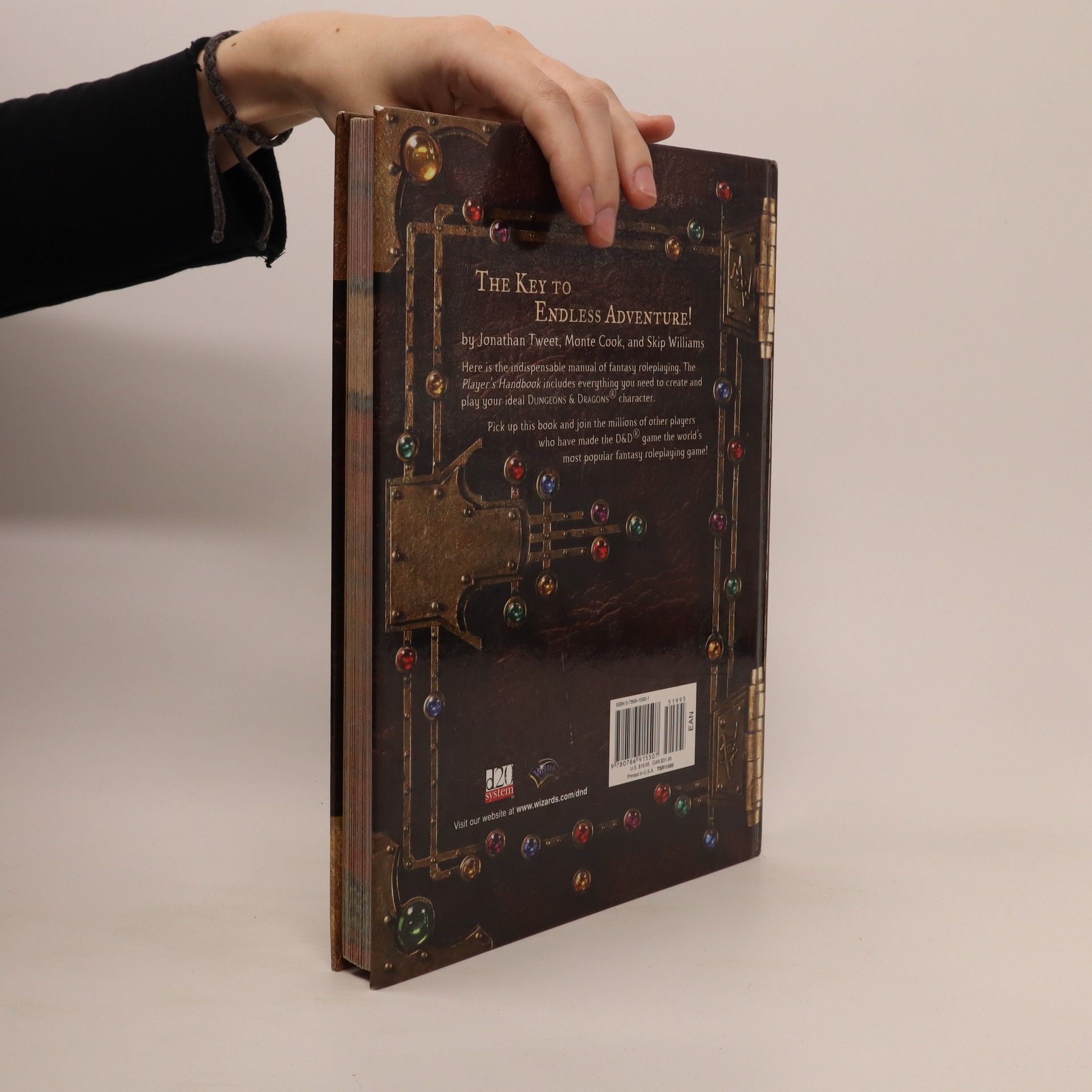 Monte Cook Dungeons & dragons : player's handbook : core rulebook. 1