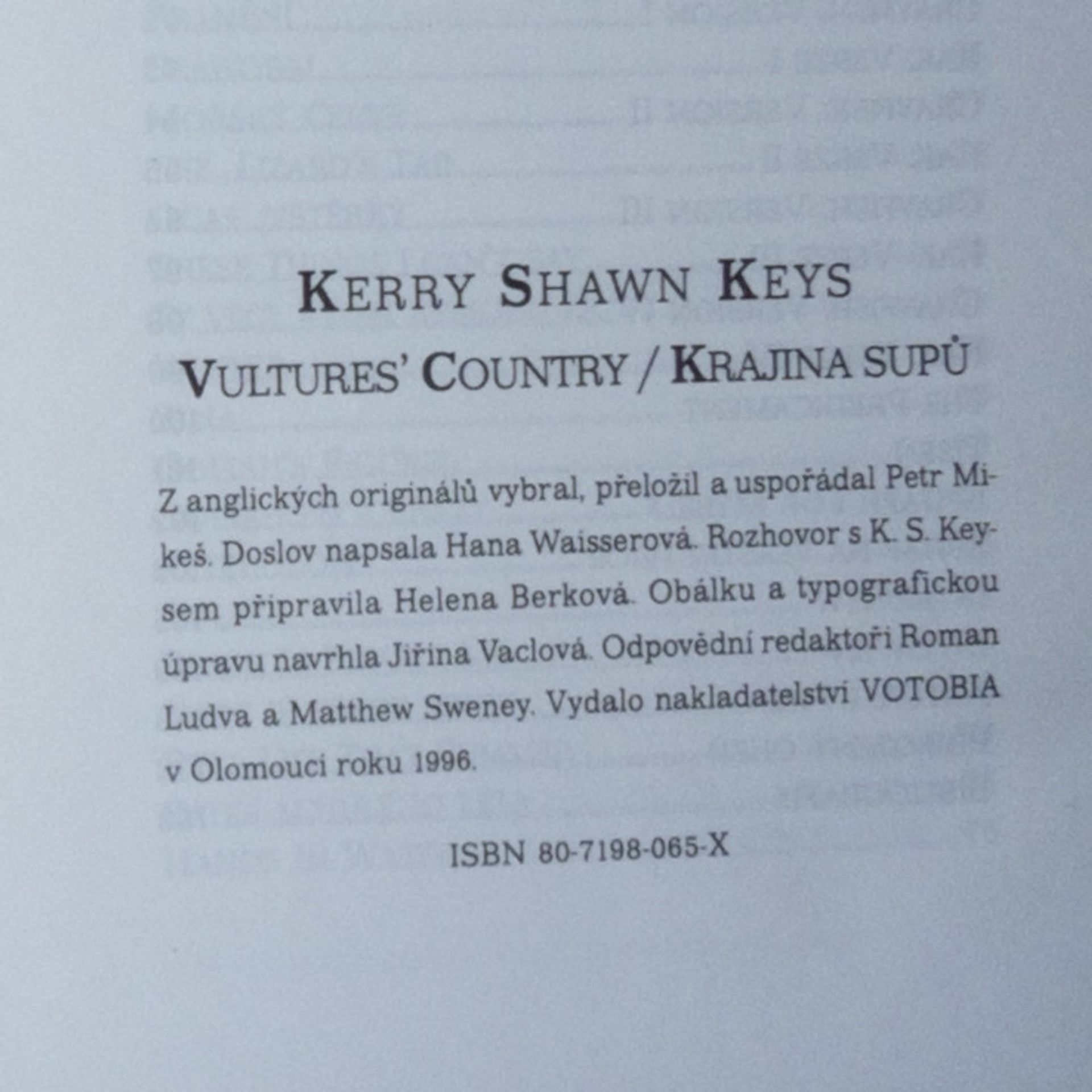 Kerry Shawn Keys Vultures' Country. Krajina supů