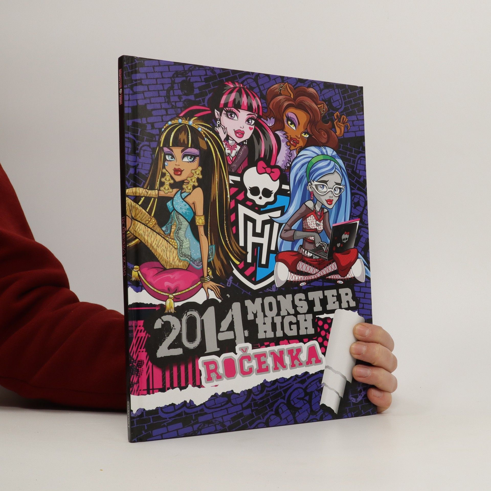 Collectif d'auteurs Monster High. Spolužiaci. Rodinná história