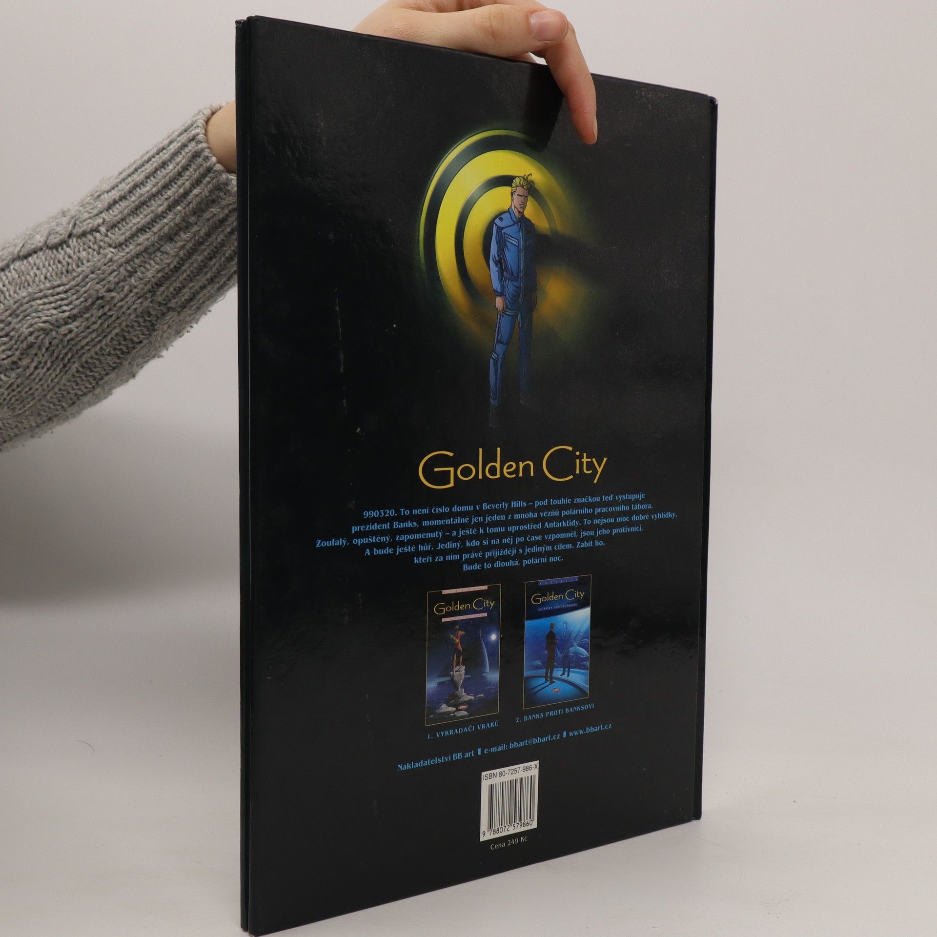 Daniel Pecqueur Golden City. Polární noc