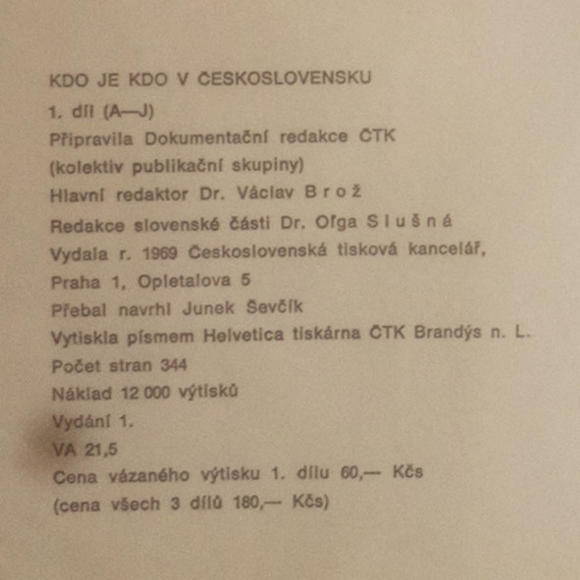 Various authors Kdo je kdo v Československu 1. díl. A-J