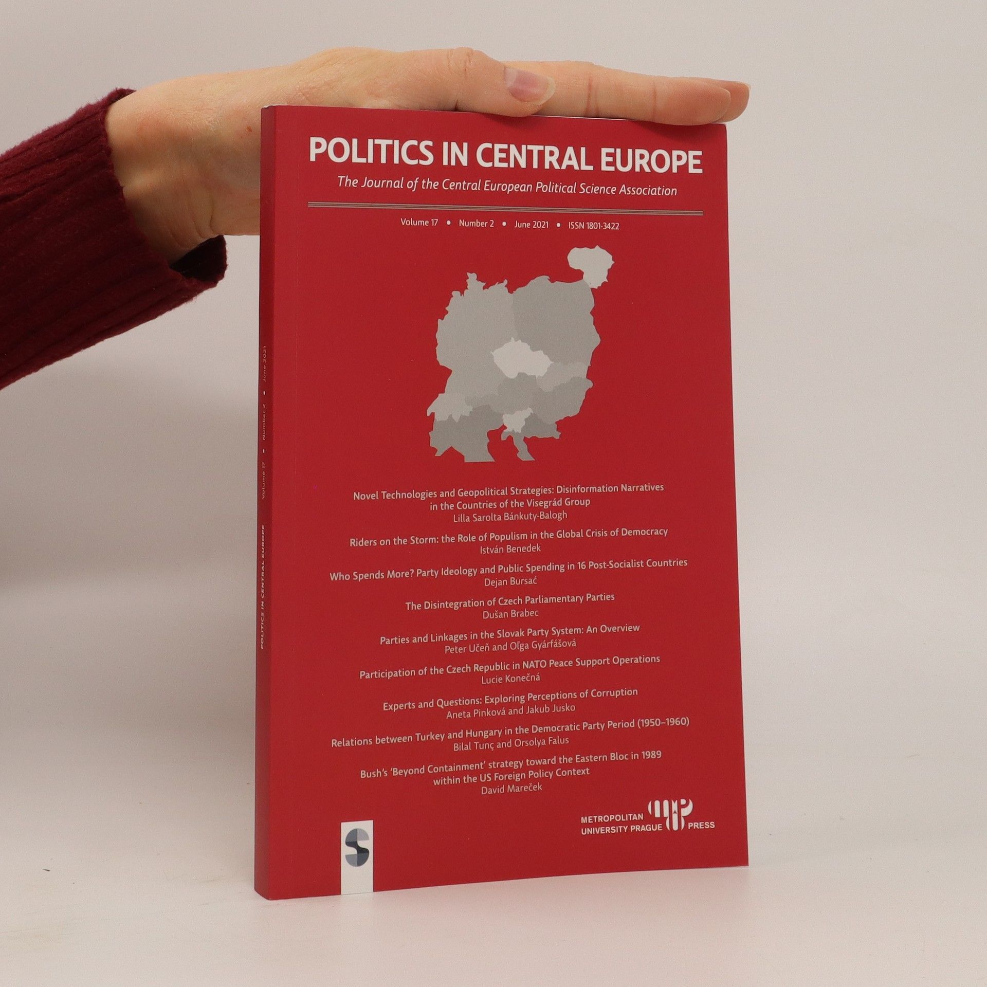 Autorenkollektiv Politics in Central Europe: The Journal of Central European Political Science Association