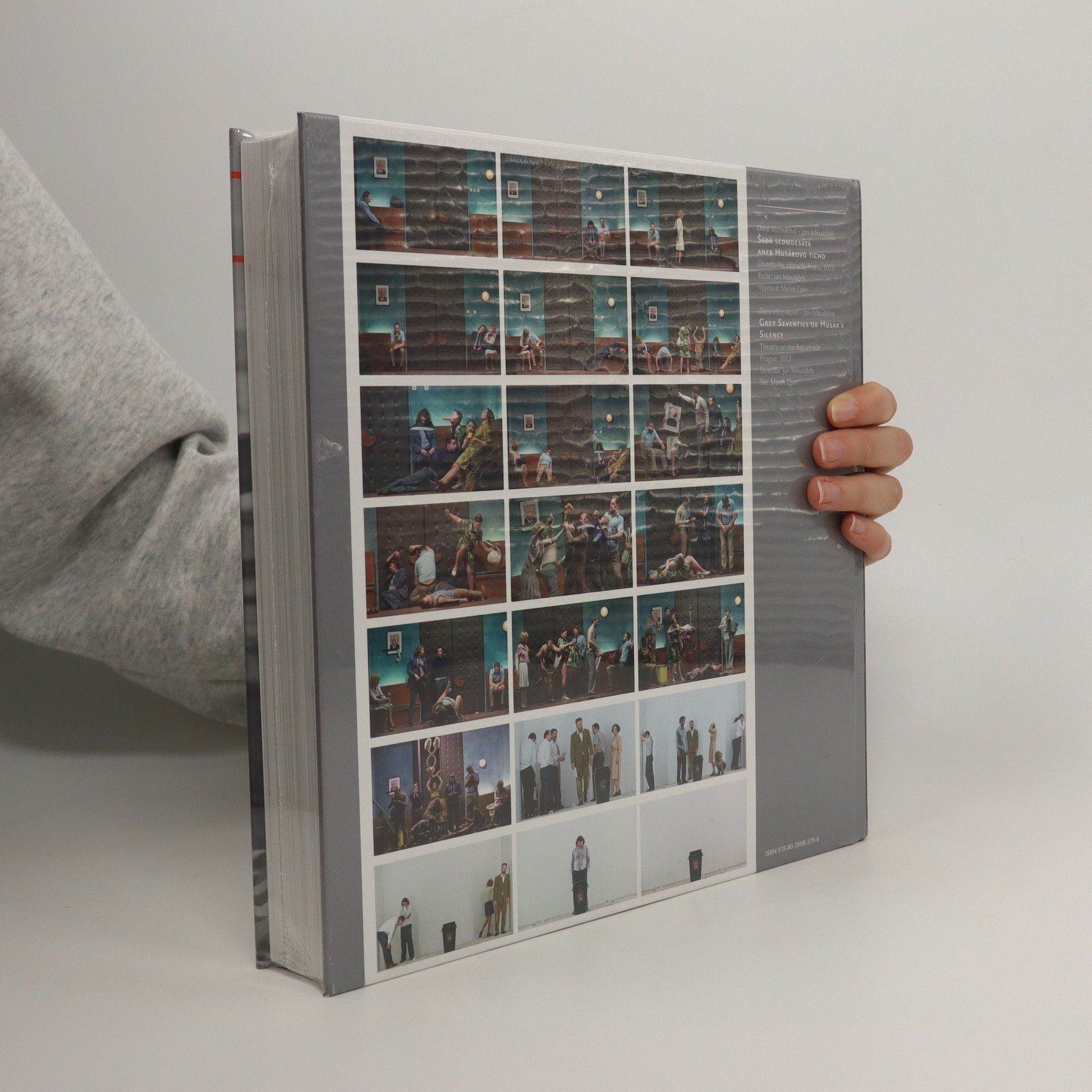 Viktor Kronbauer Viktor Kronbauer - Divadelní fotografie