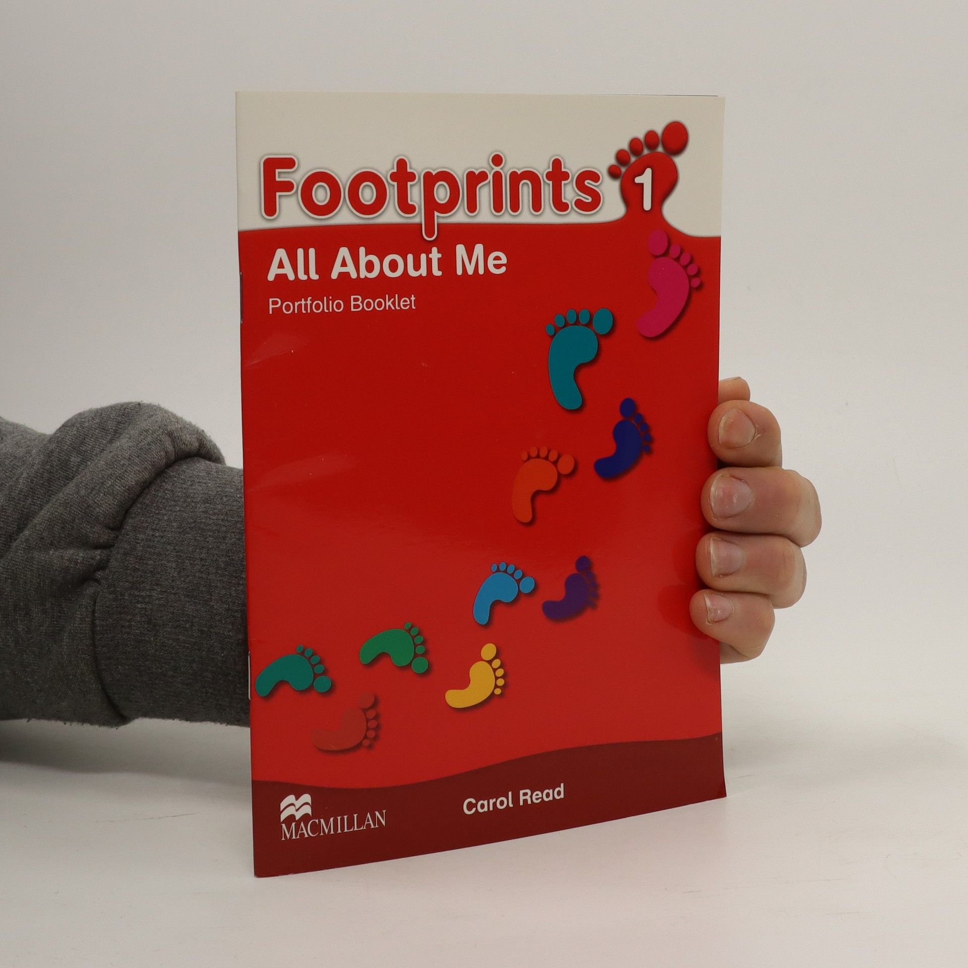 Carol Read Footprints 1 : all about me. Portfolio booklet