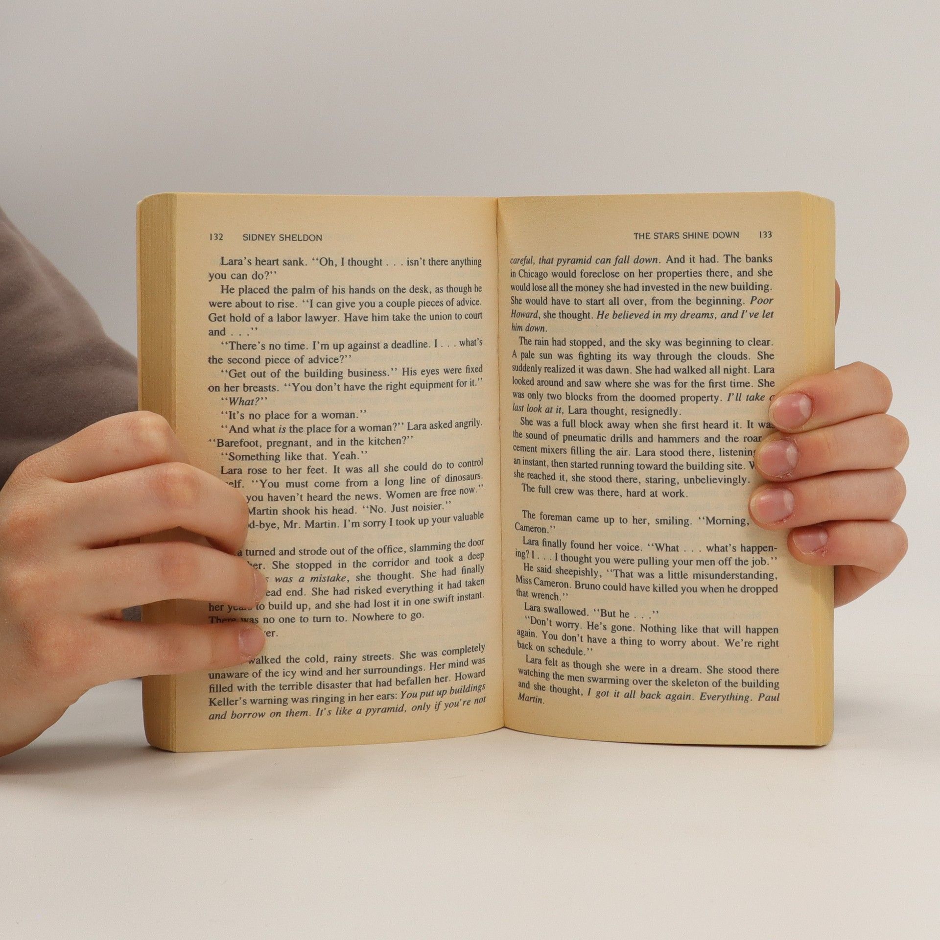 Sidney Sheldon The stars shine down