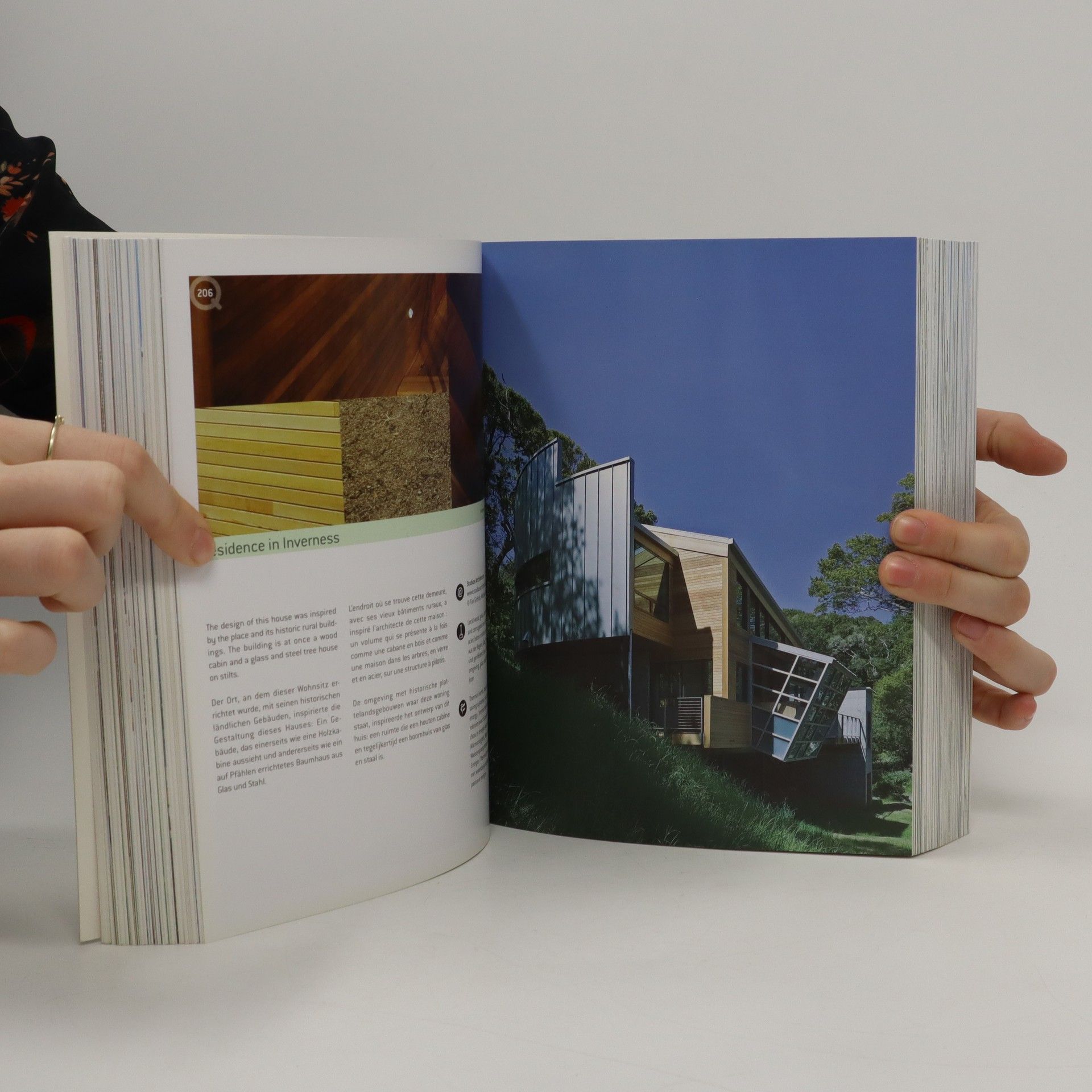 Àlex Sánchez Vidiella Green living : sustainable houses