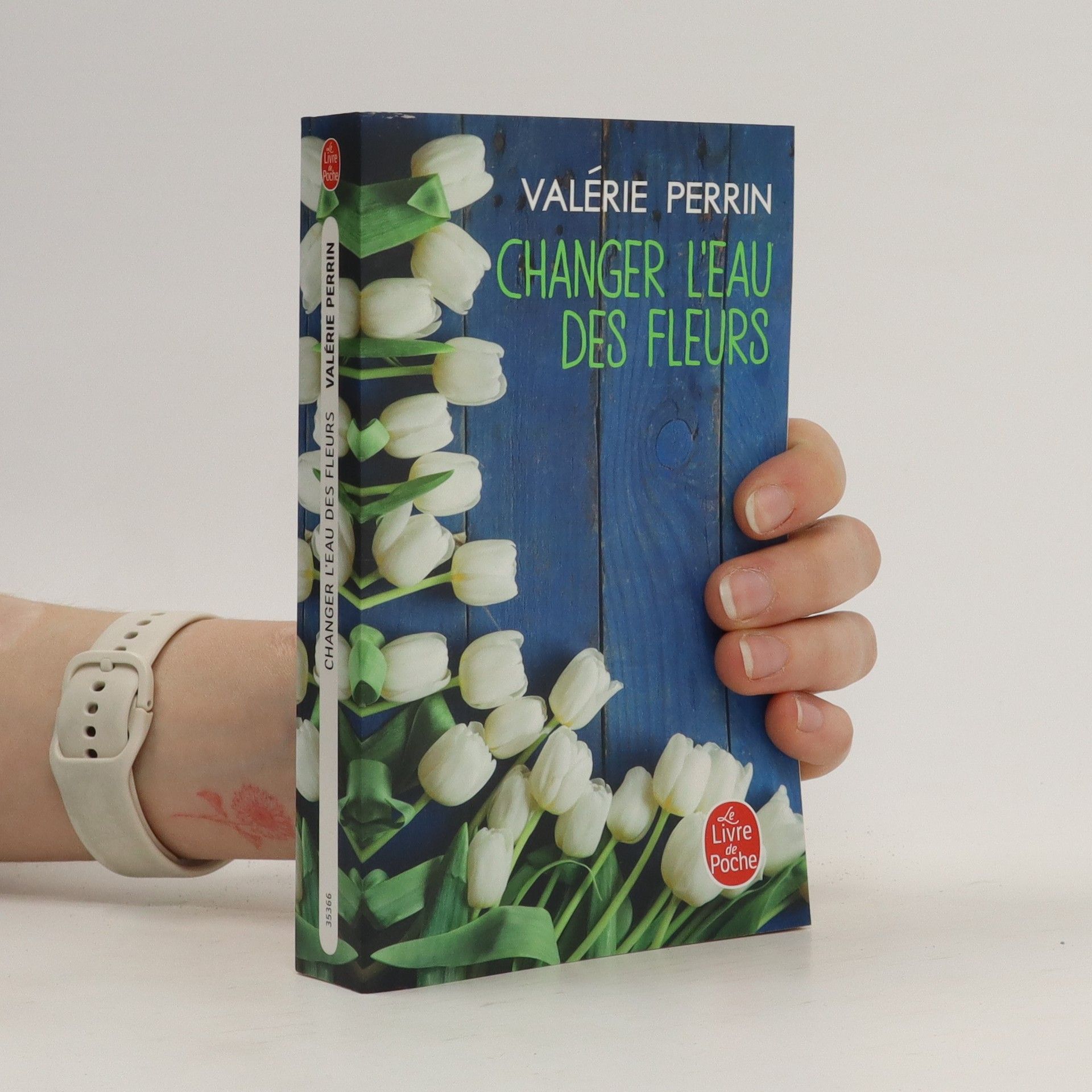 Valérie Perrin Changer l'eau des fleurs
