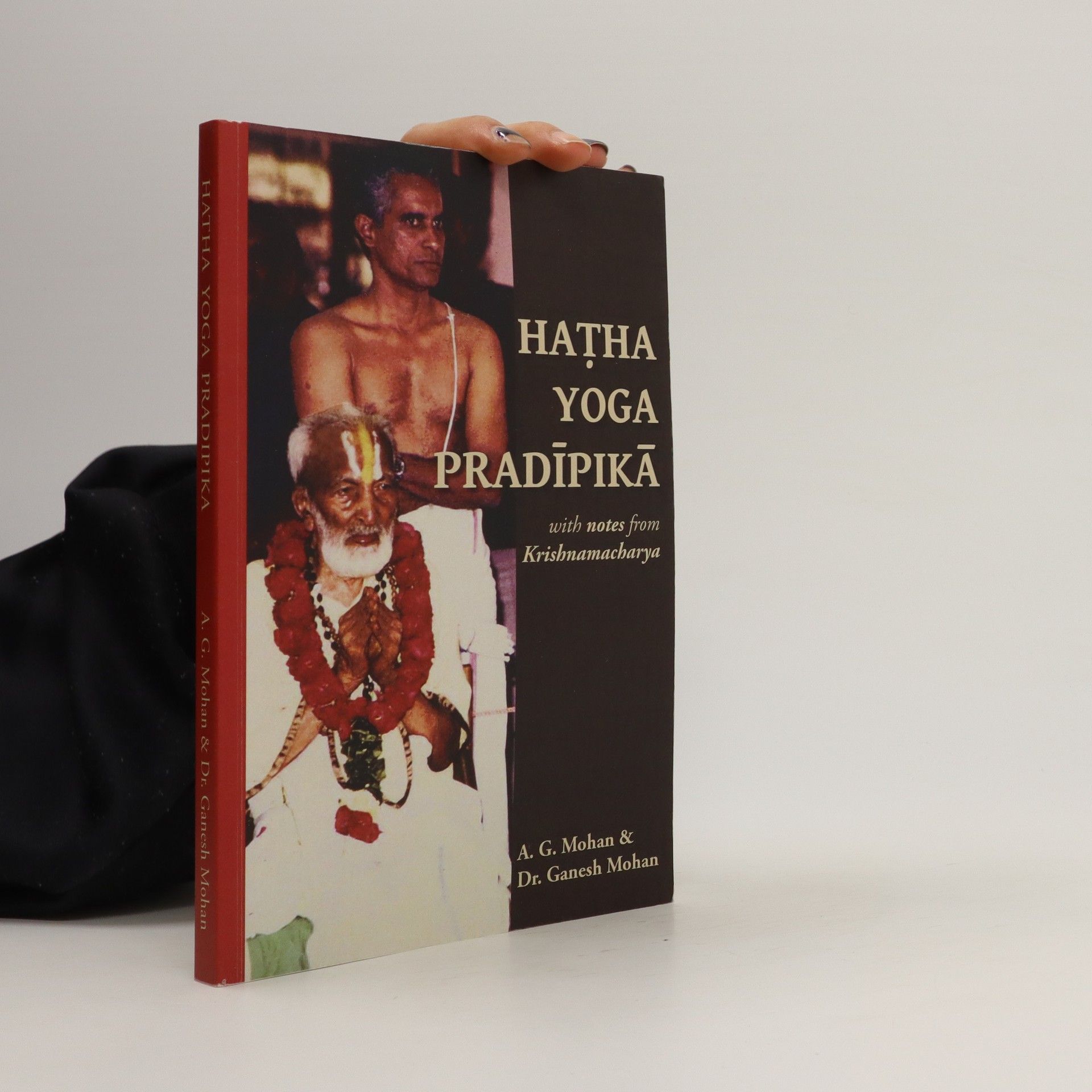 A. G. Angarai Ganesha Mohan Hata Yoga Pradipika with notes from Krishnamacharya