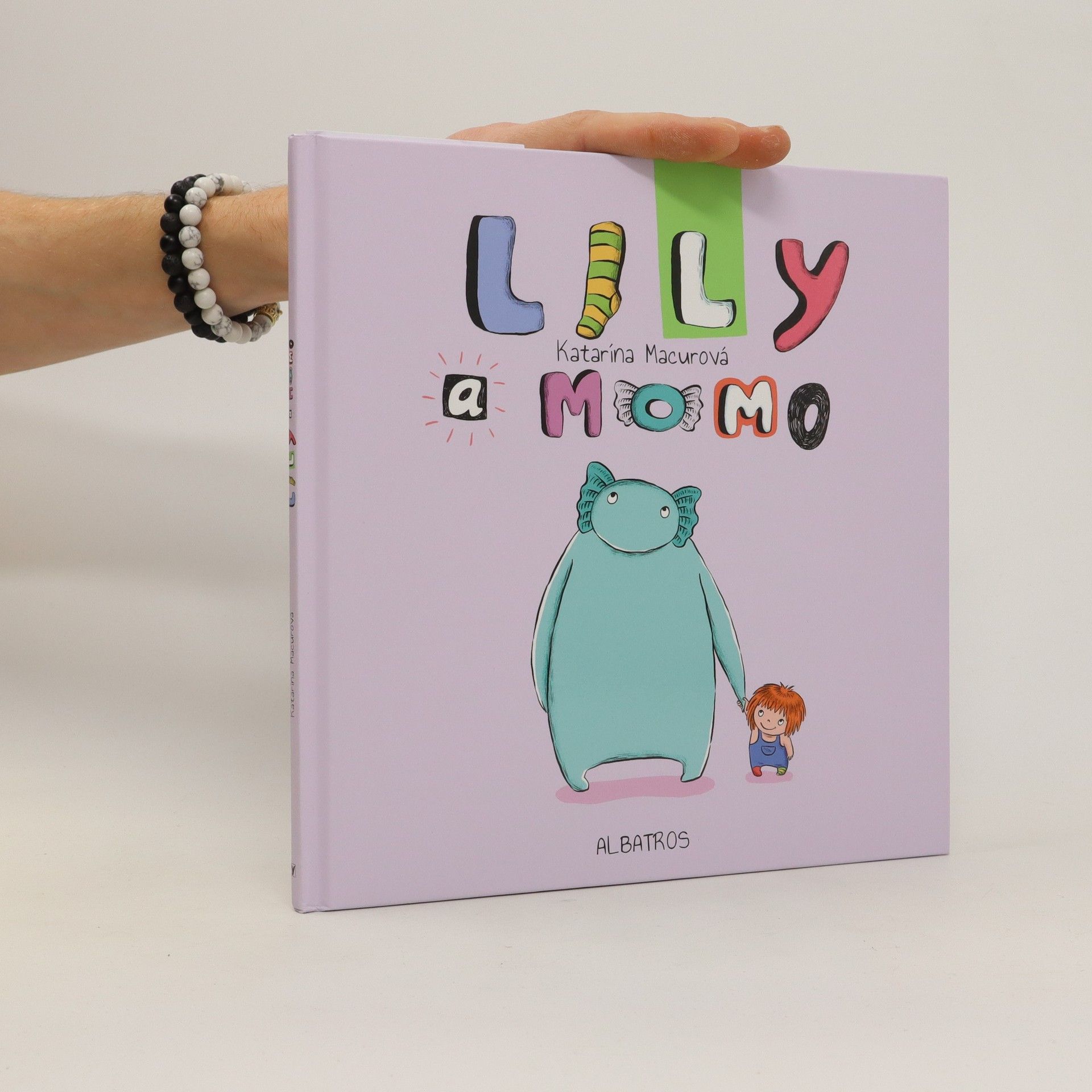 Katarína Macurová Lily a momo