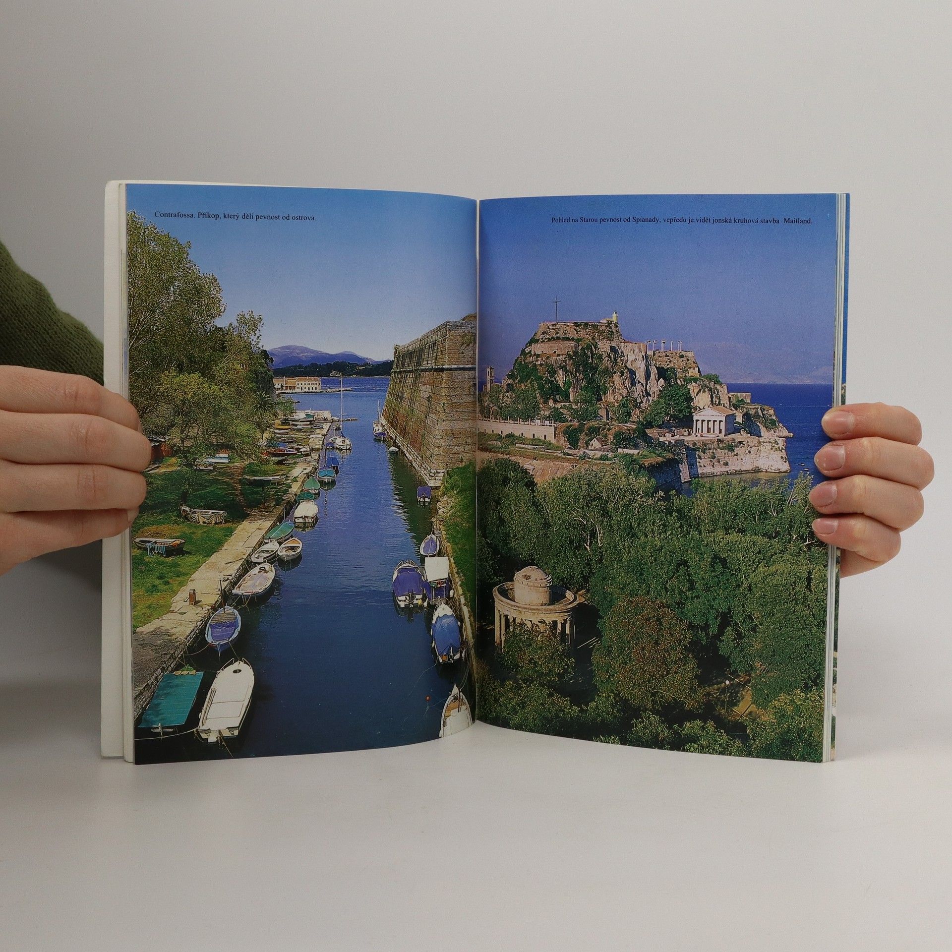 Autorenkollektiv Kerkyra. Historie, památky, muzea, průvodce ostrovem