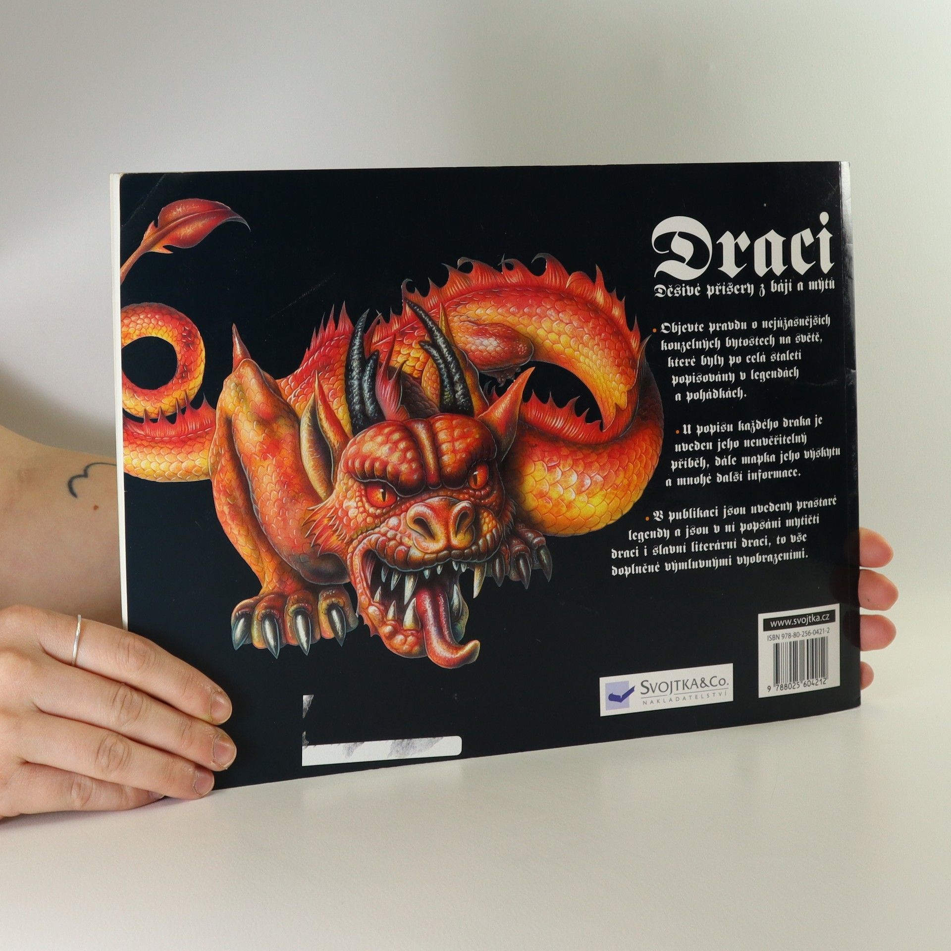 Gerrie McCall Draci. Děsivé příšery z bájí a mýtů