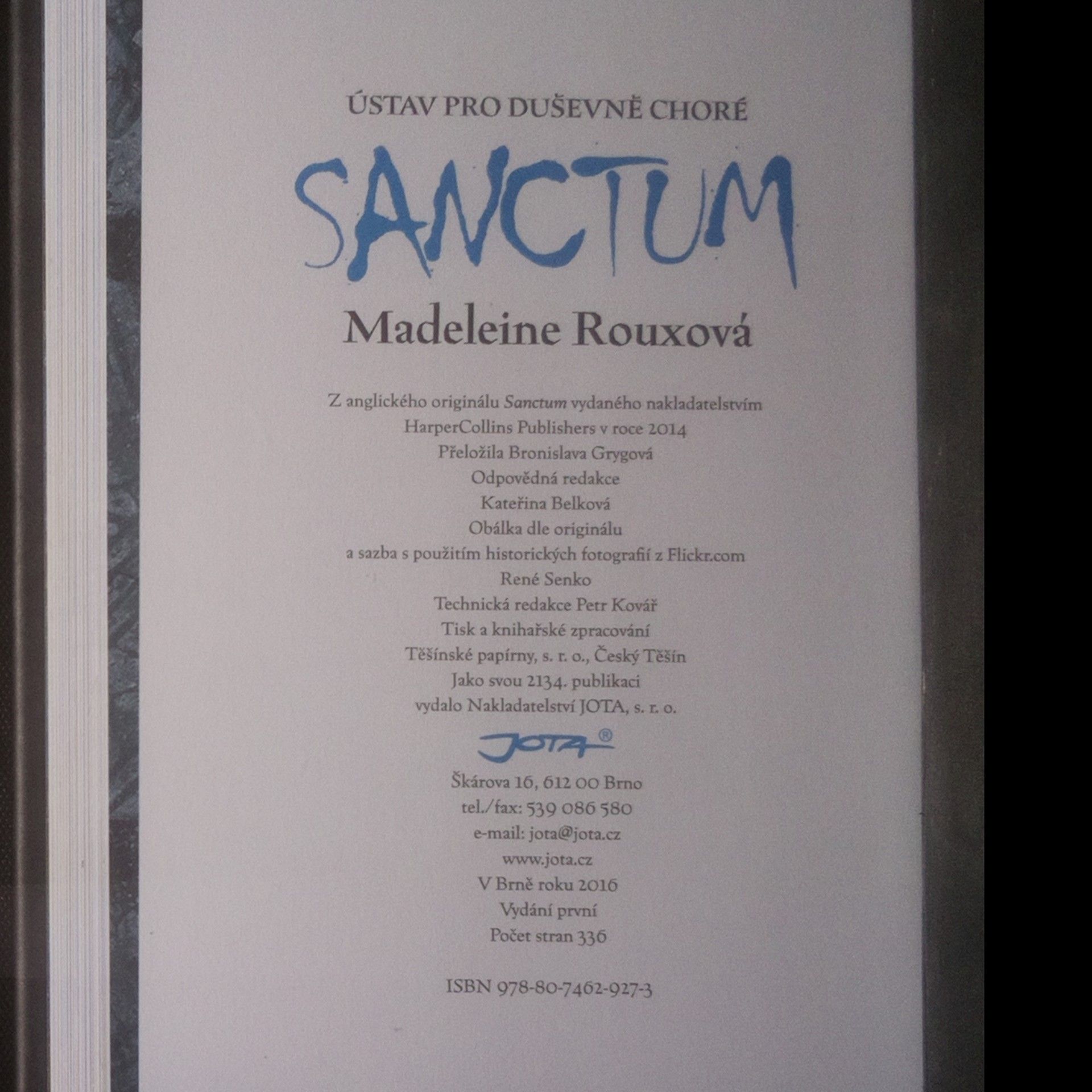 Madeleine Roux Sanctum
