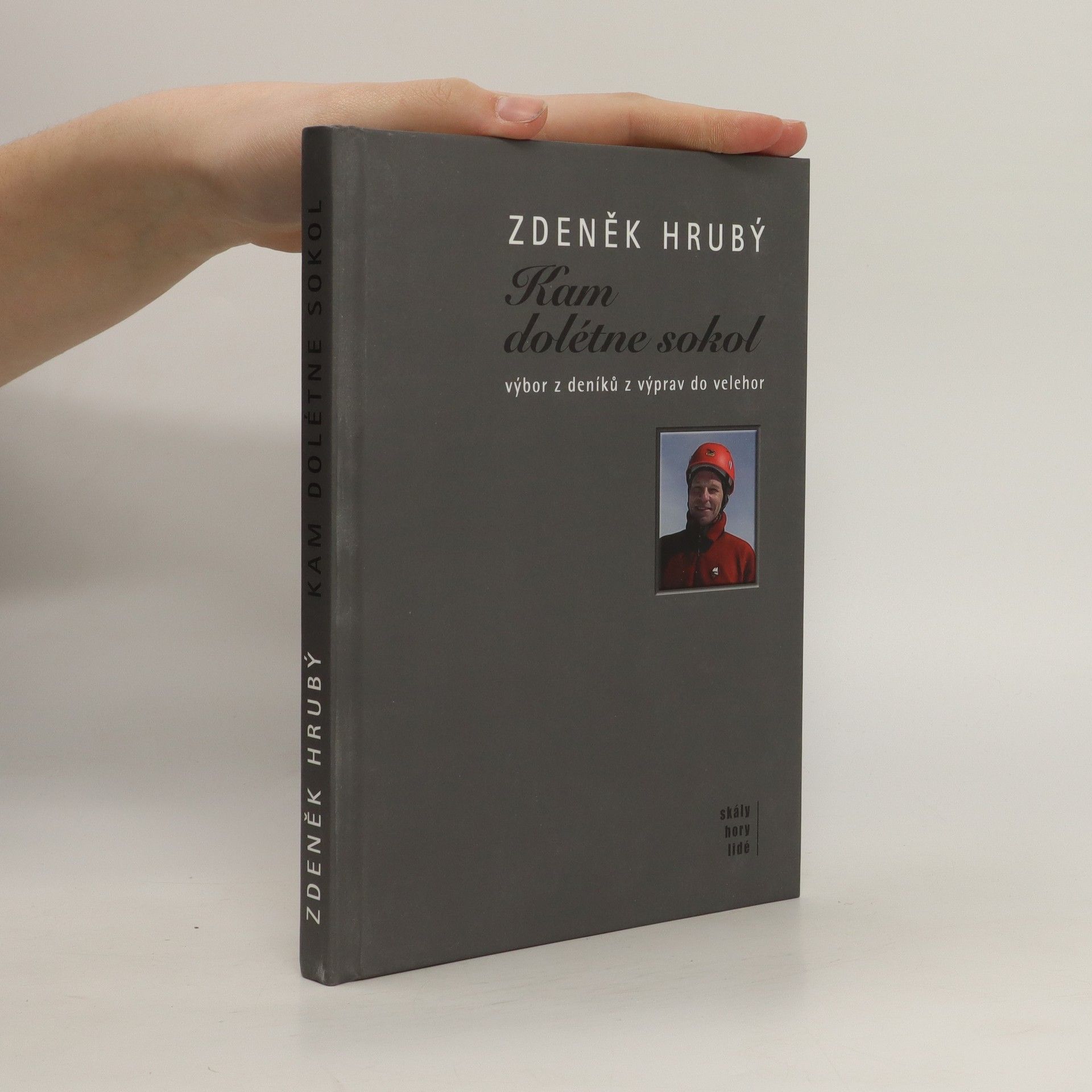 Zdeněk Hrubý Kam dolétne sokol