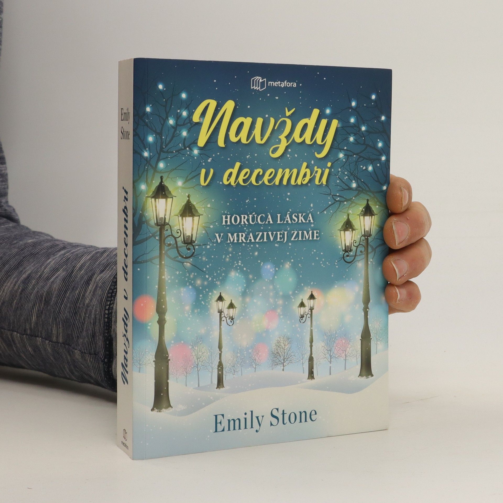 Stone Emily Navždy v decembri