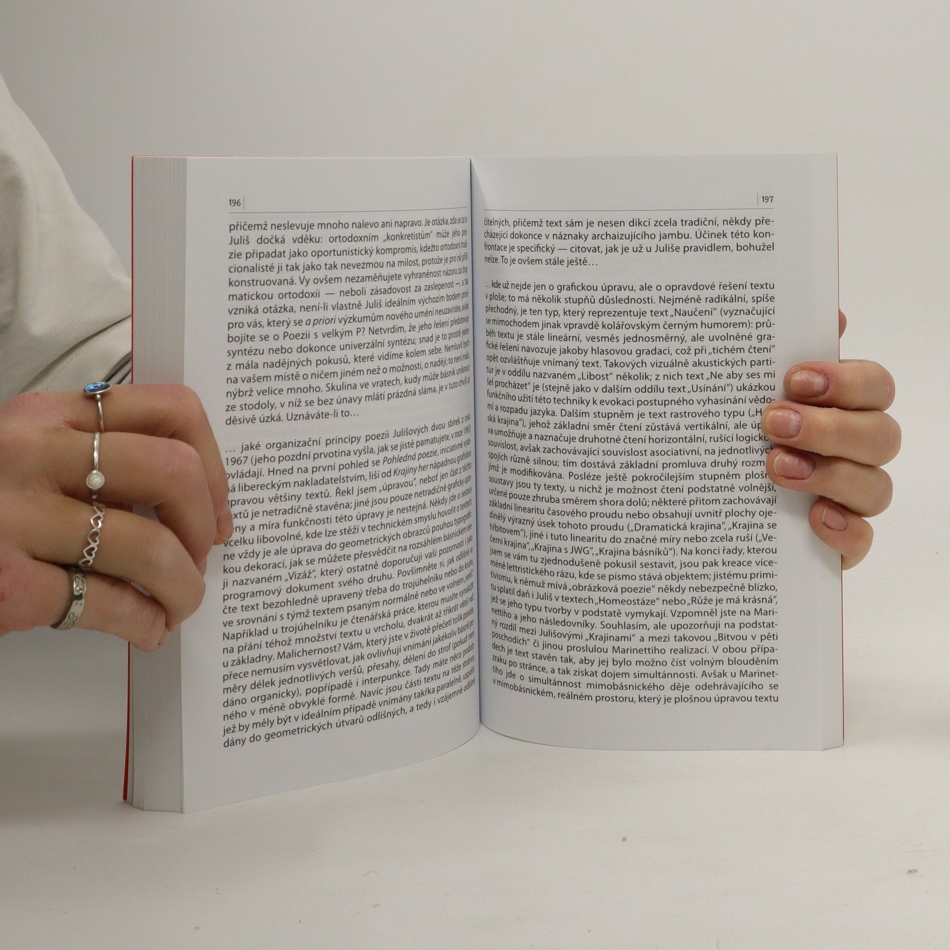Eva Krátká Česká vizuální poezie. Teoretické texty