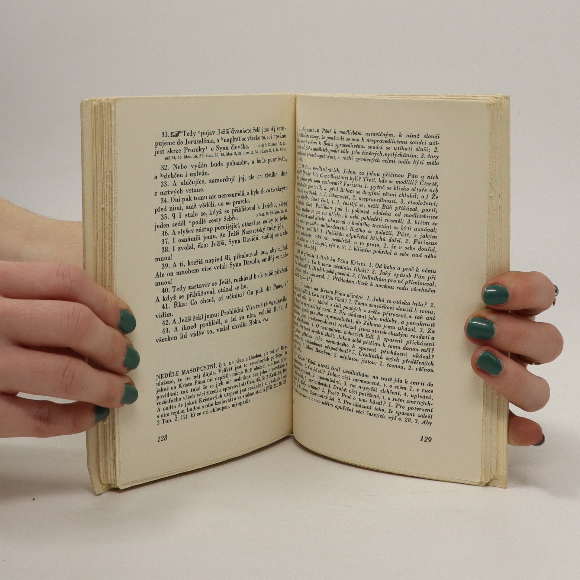 Antonín Chráska Evangelium s. Lukáše. Text a výklady ve znění kralickém z roku 1593