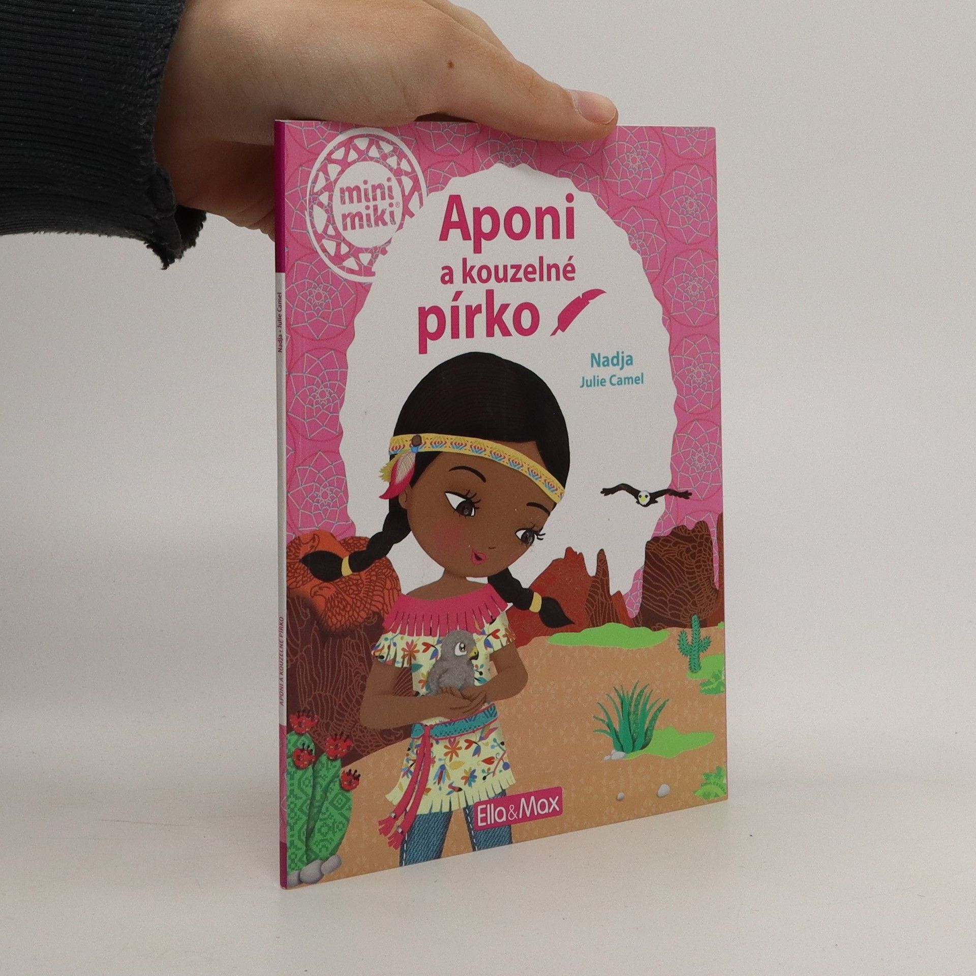 Nadja Aponi a kouzelné pírko