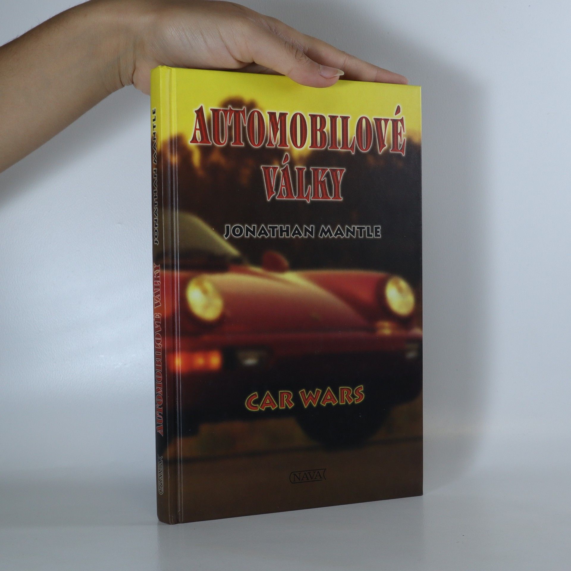 Jonathan Mantle Automobilové války