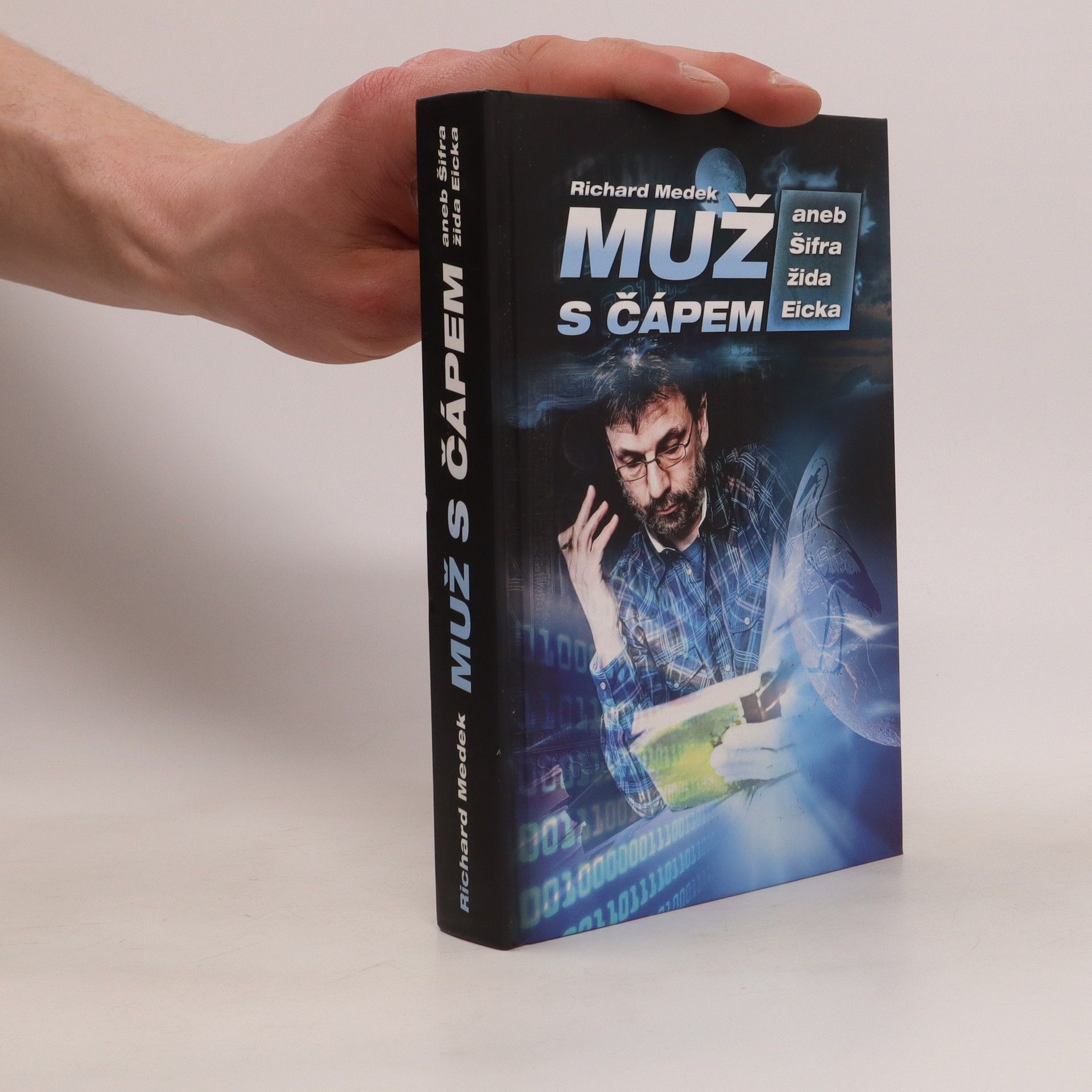 Richard Medek Muž s čápem aneb Šifra žida Eicka