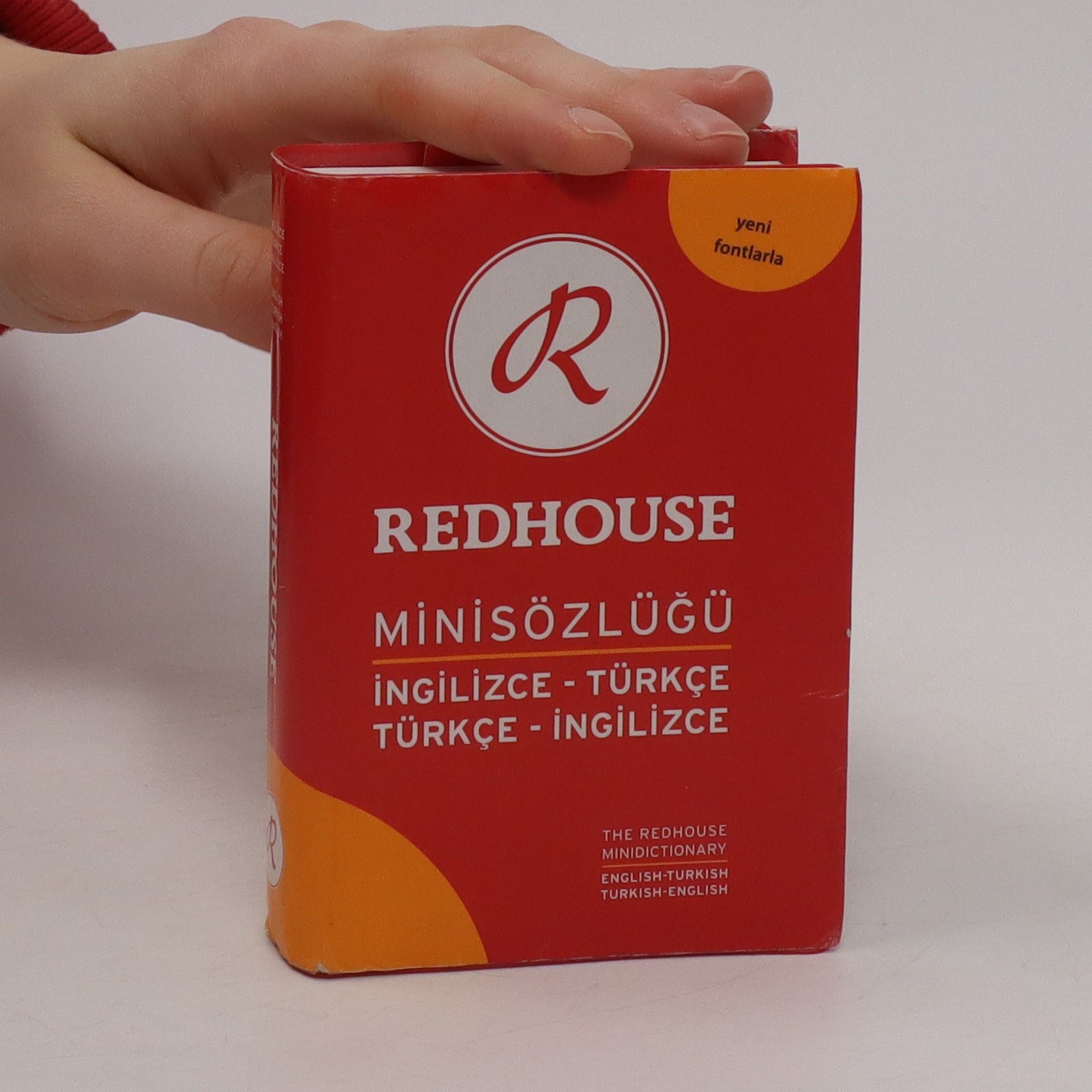 AA.VV. İngilizce-Türkçe Türkçe-İngilizce (Anglicko-turecký slovník)