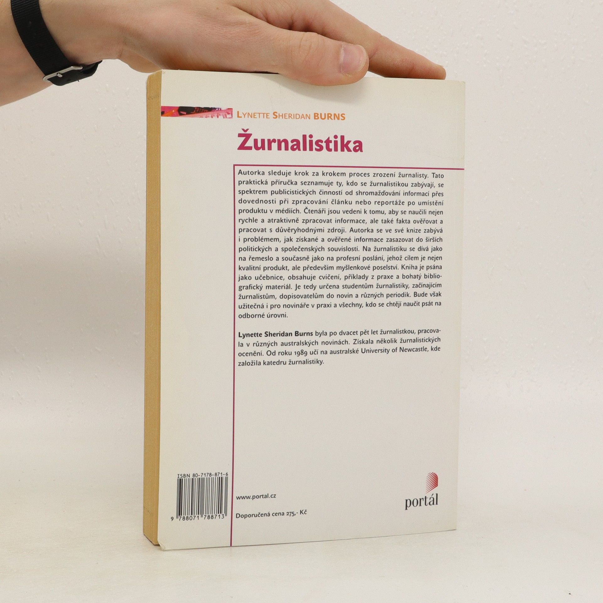Lynette Sheridan Burns Žurnalistika