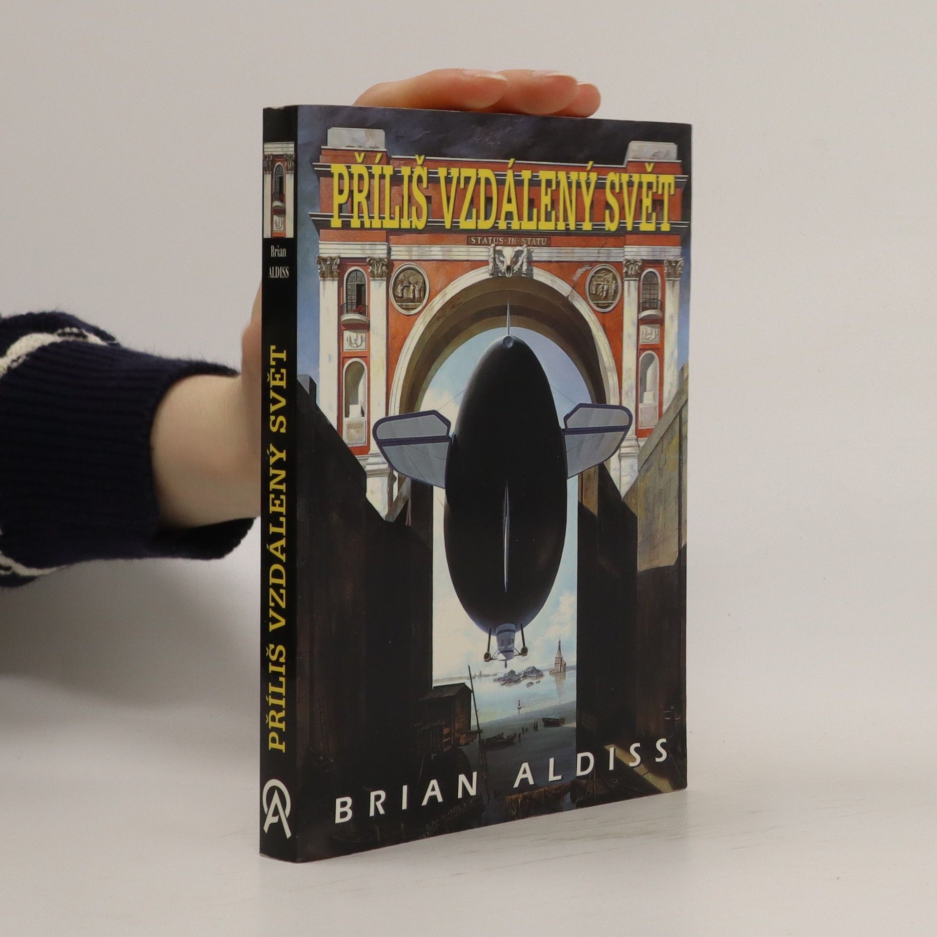 Brian Aldiss Příliš vzdálený svět