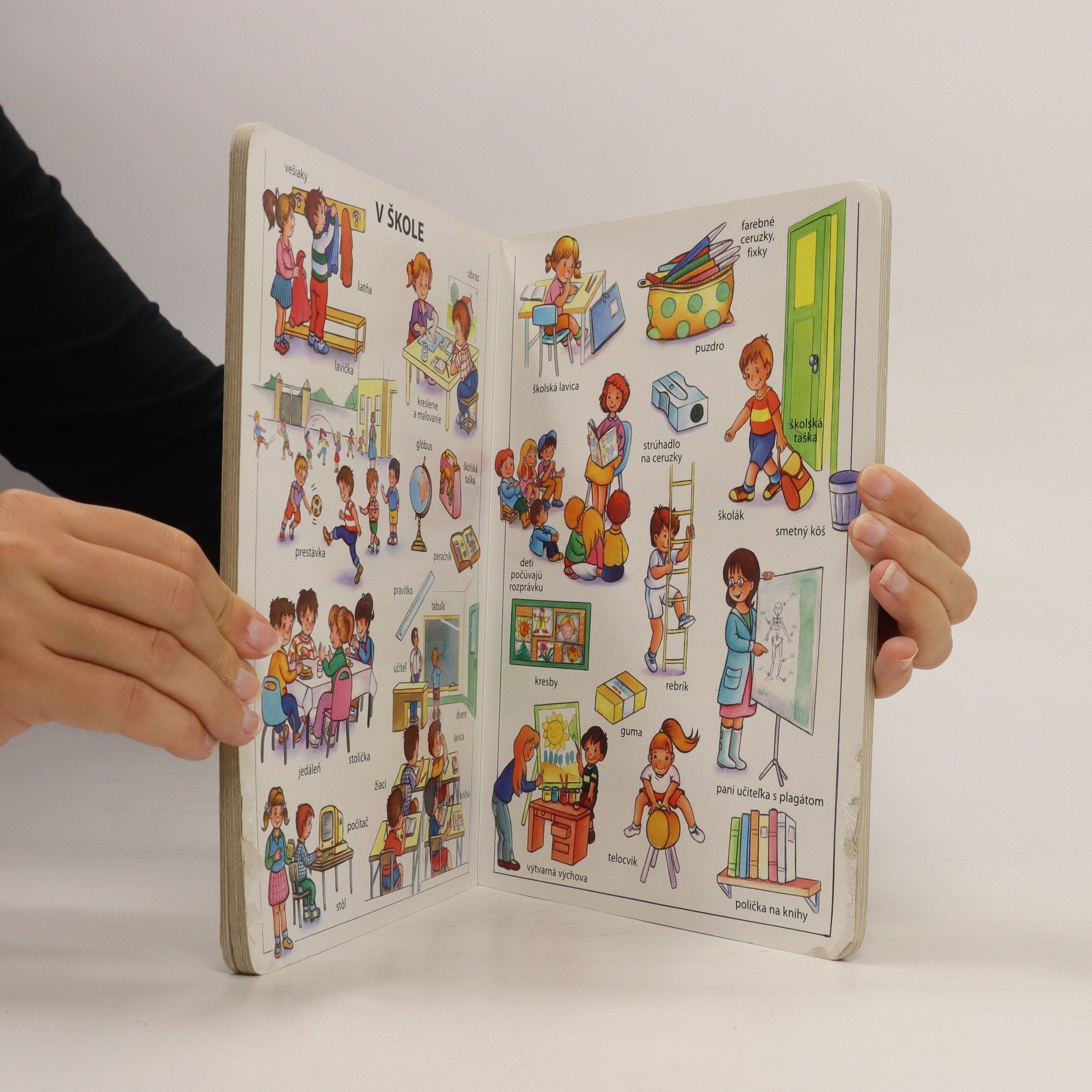 Various authors Moja prvá knižka. Svet okolo nás