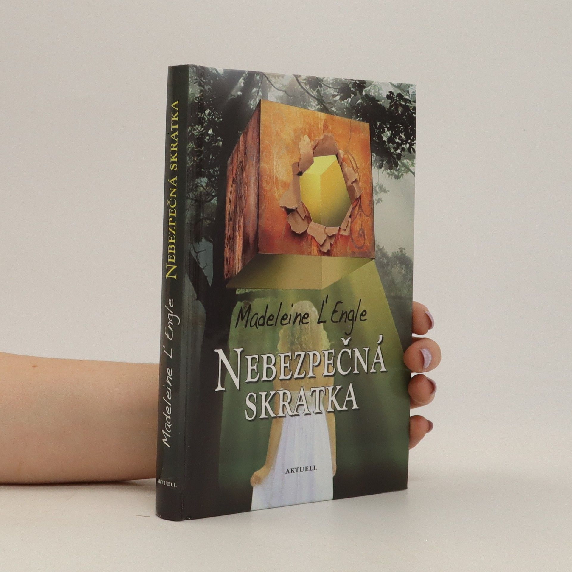 Madeleine L'Engle Nebezpečná skratka