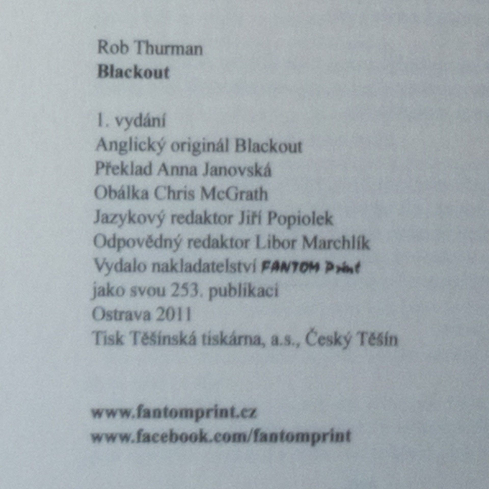 Rob Thurman Blackout