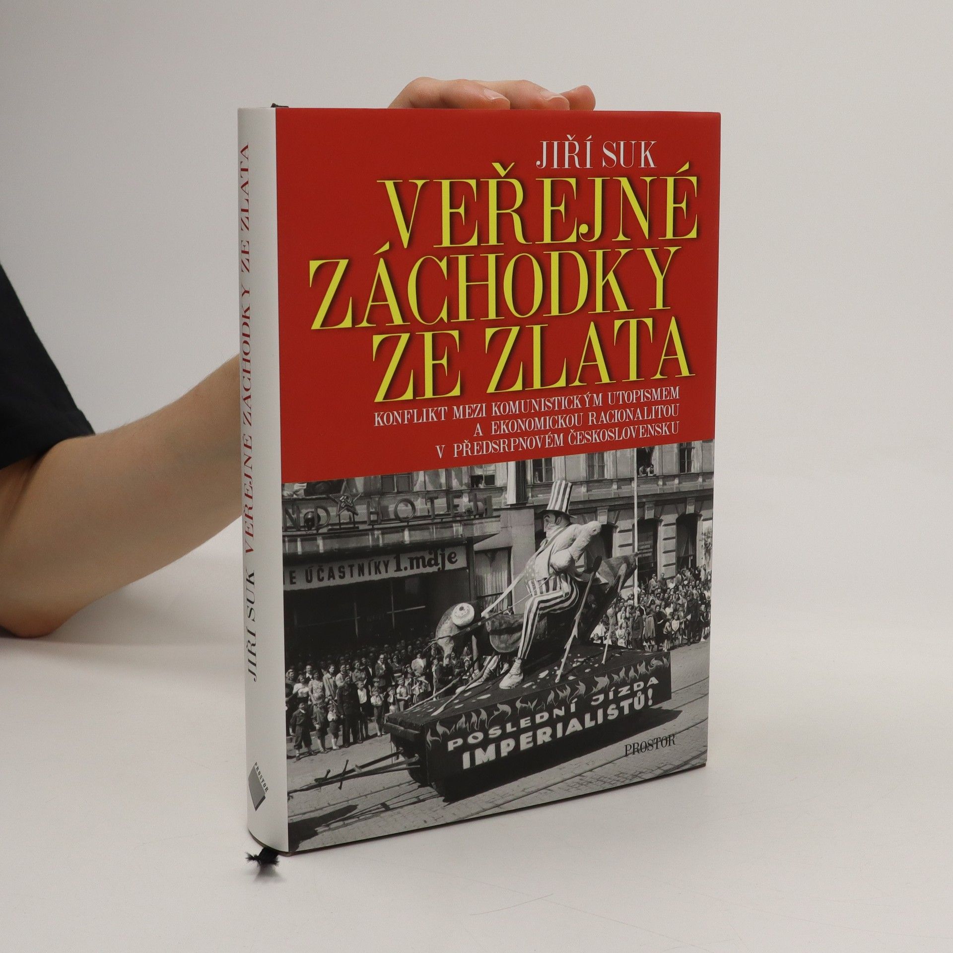 Jiří Suk Veřejné záchodky ze zlata