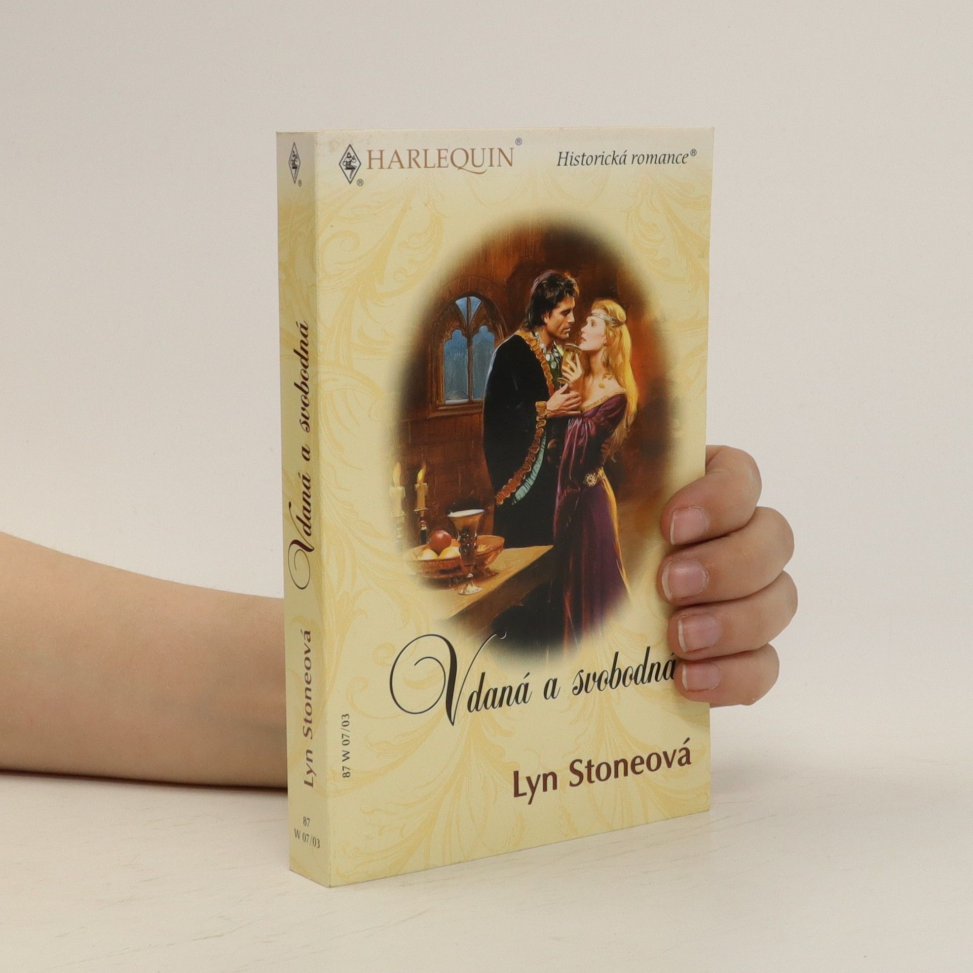 Lyn Stone Vdaná a svobodná