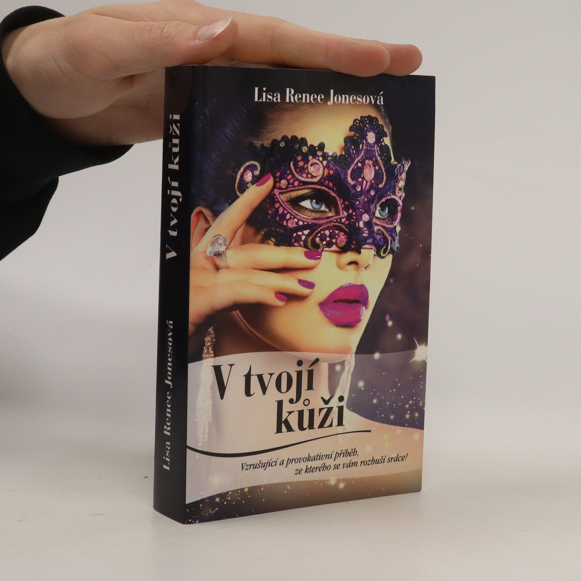 Lisa Renee Jones V tvojí kůži
