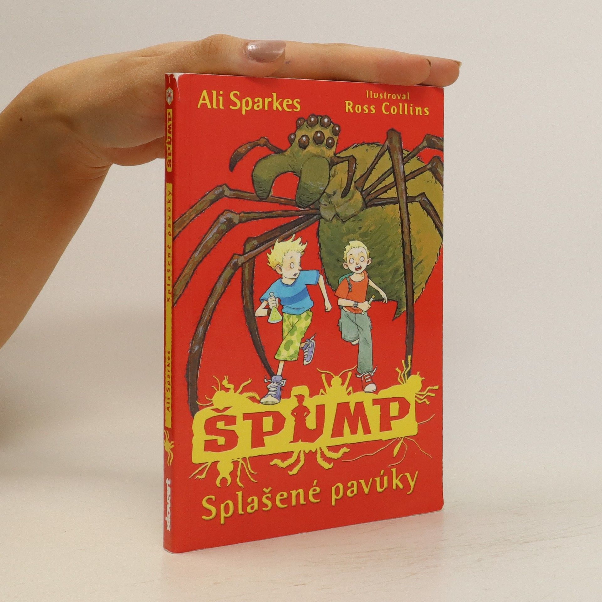 Ali Sparkes Splašené pavúky