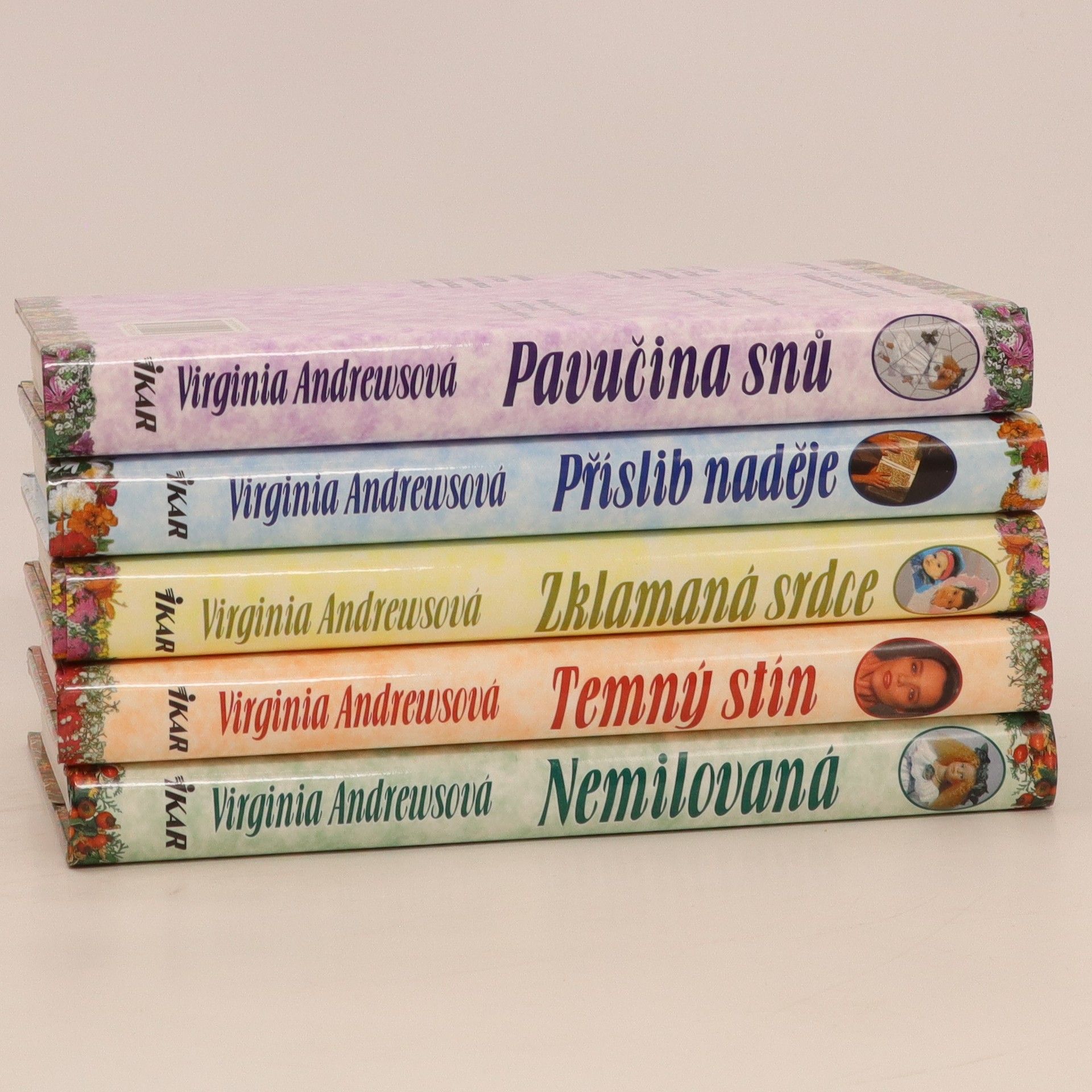 Virginia C. Andrewsová Nemilovaná. Temný stín. Zklamaná srdce. Příslib naděje. Pavučina snů