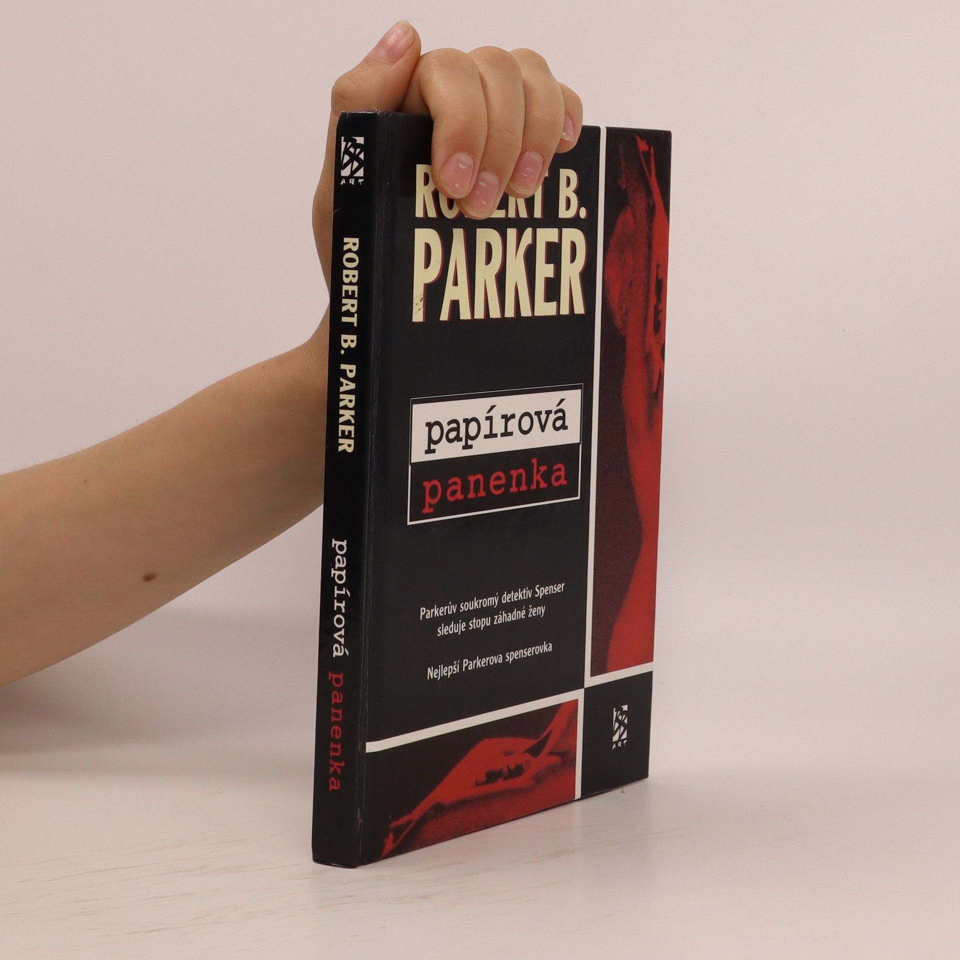Robert B. Parker Papírová panenka