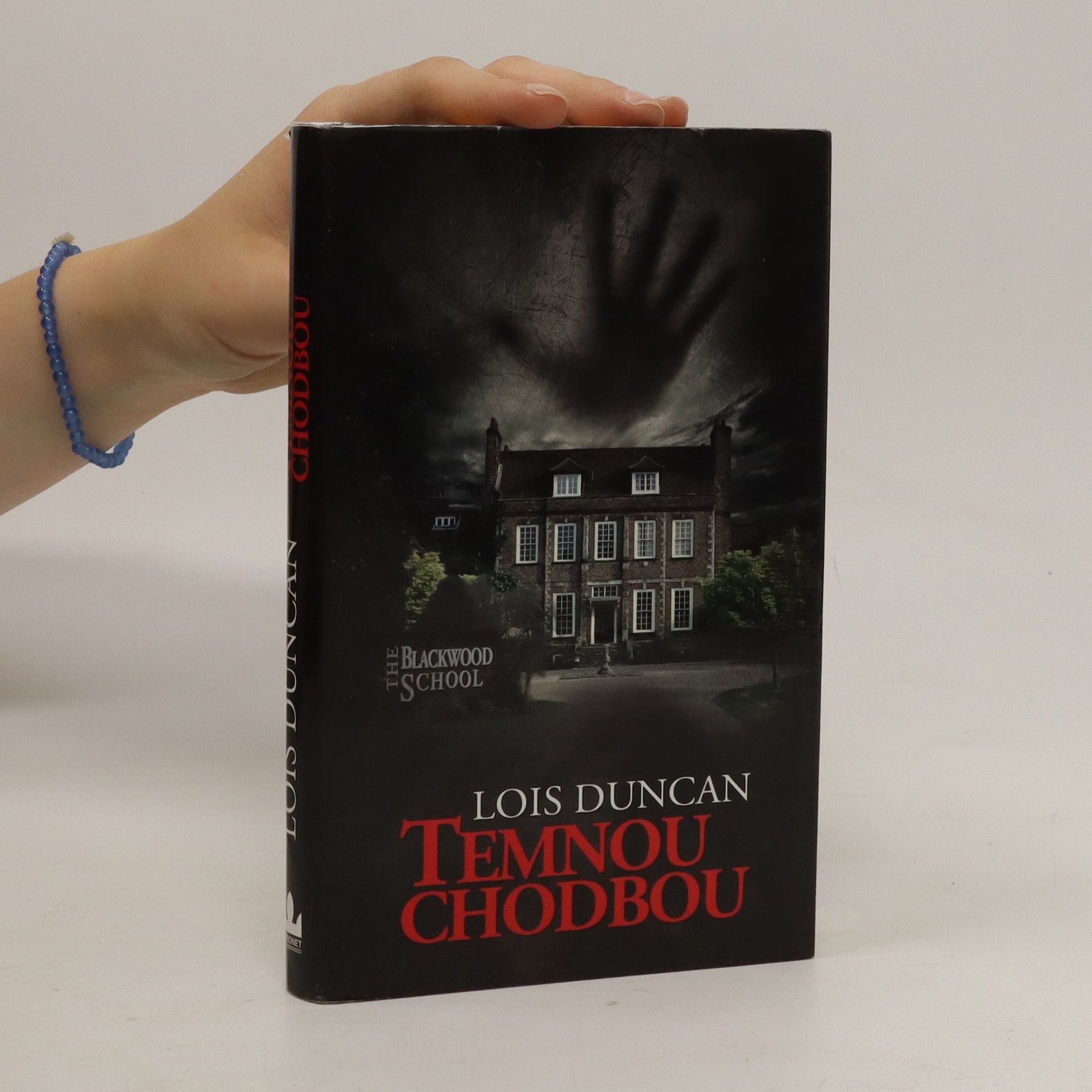 Lois Duncan Temnou chodbou