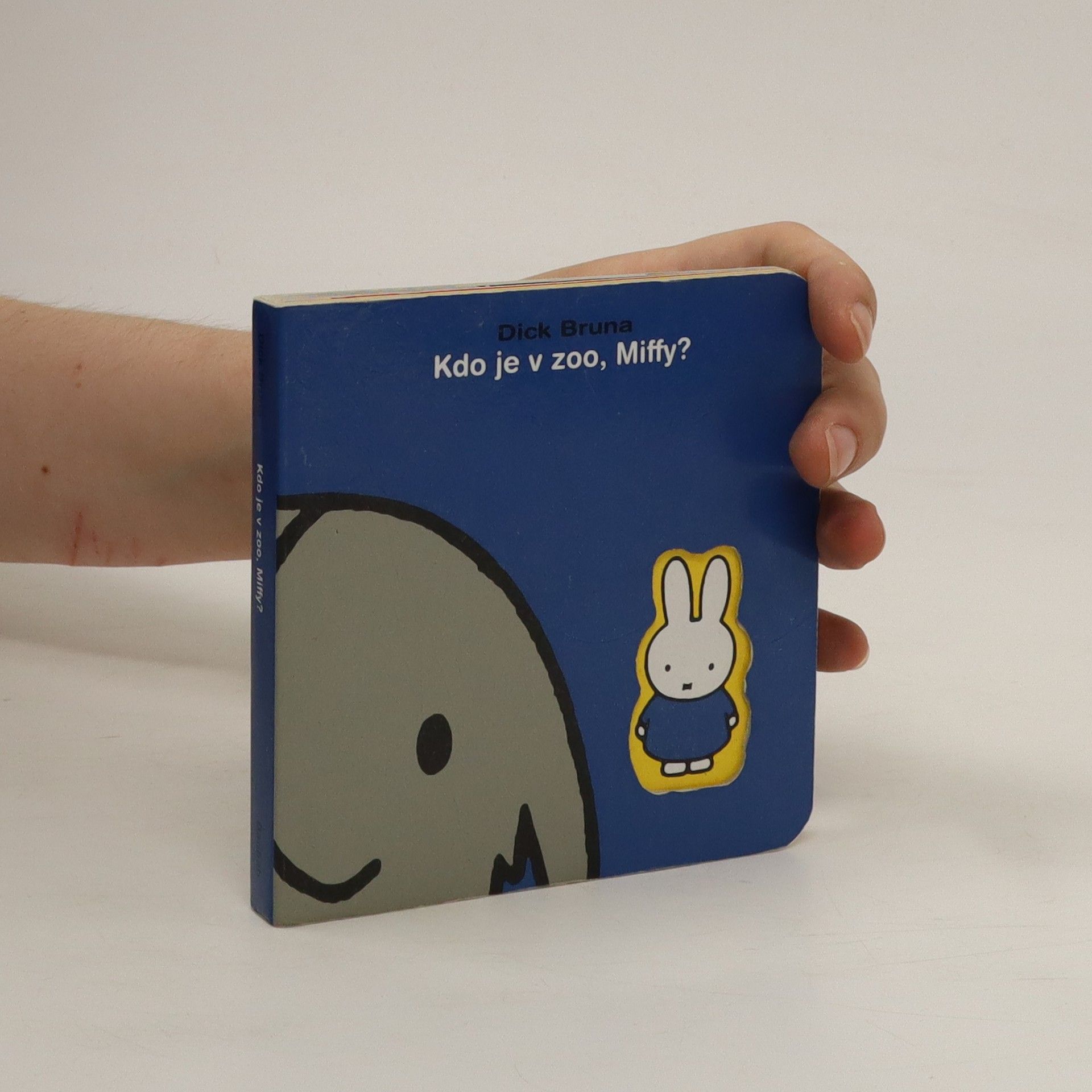 Dick Bruna Kdo je v zoo, Miffy?