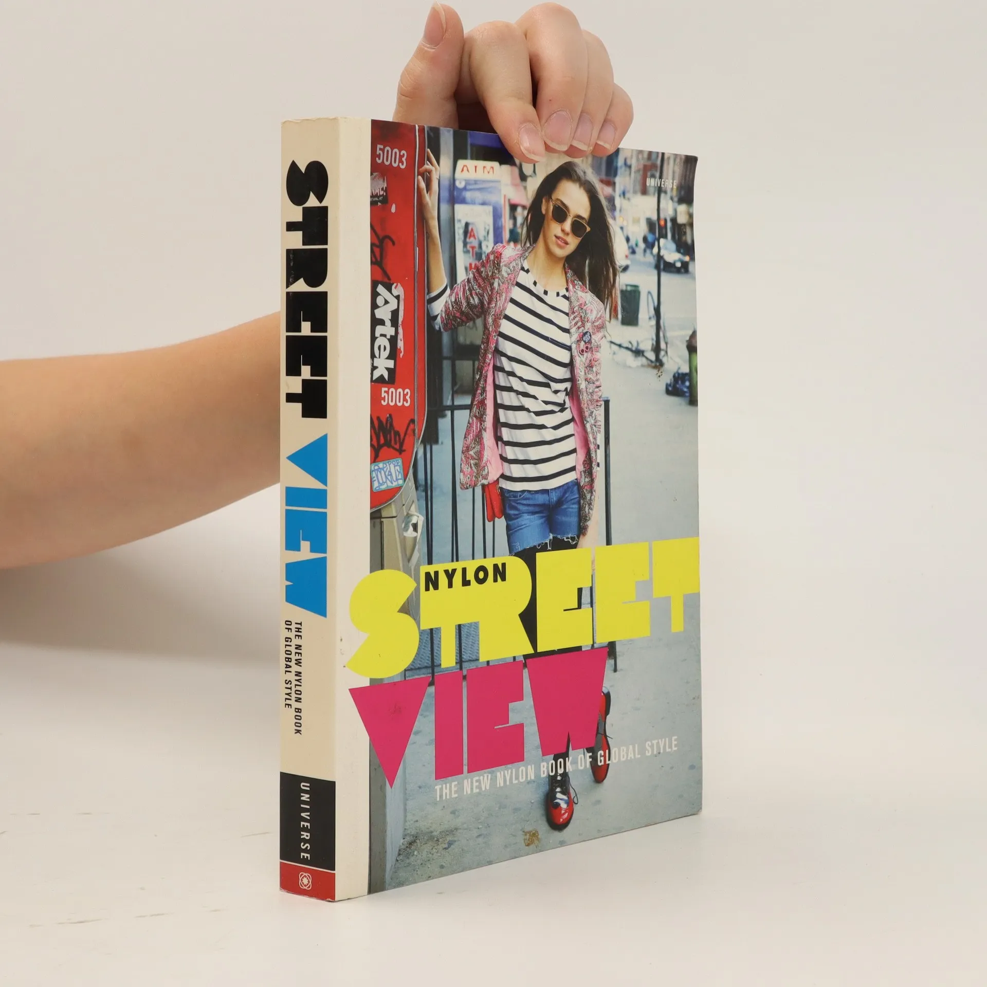 Street View:The New Nylon Book of Global Style - knihobot.sk