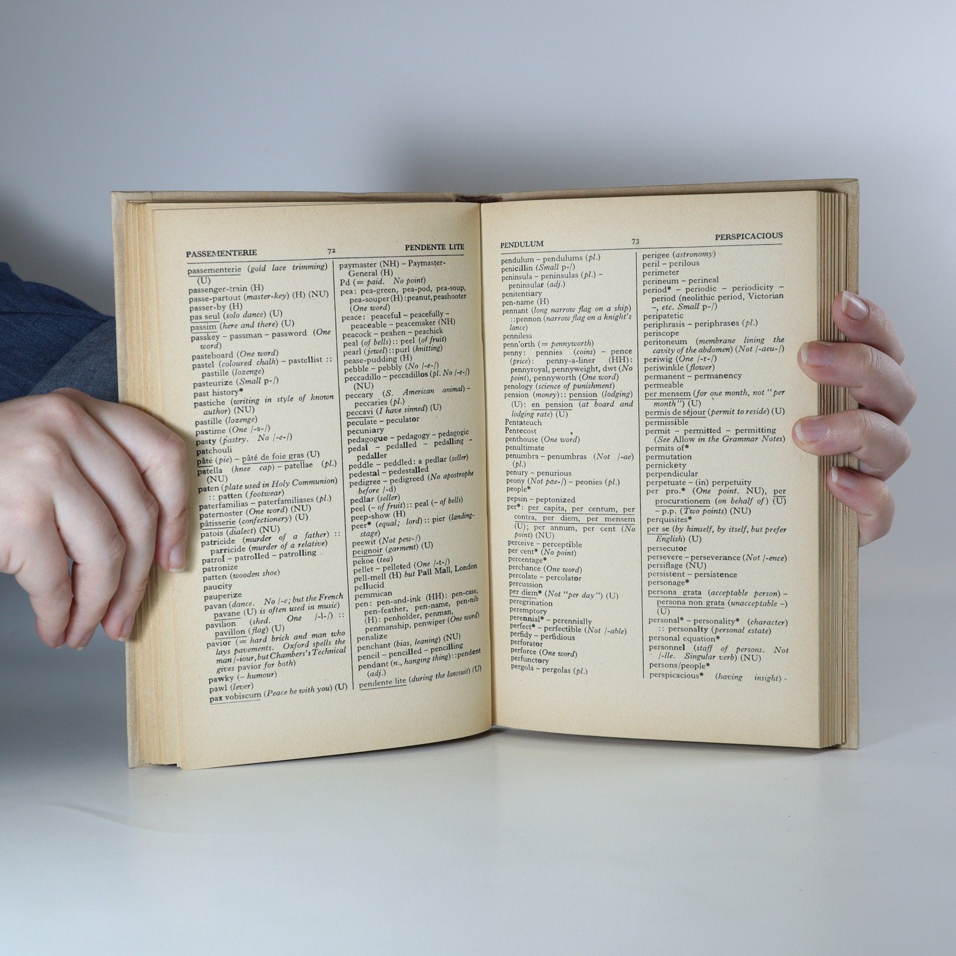 Michael West Deskbook of Correct English