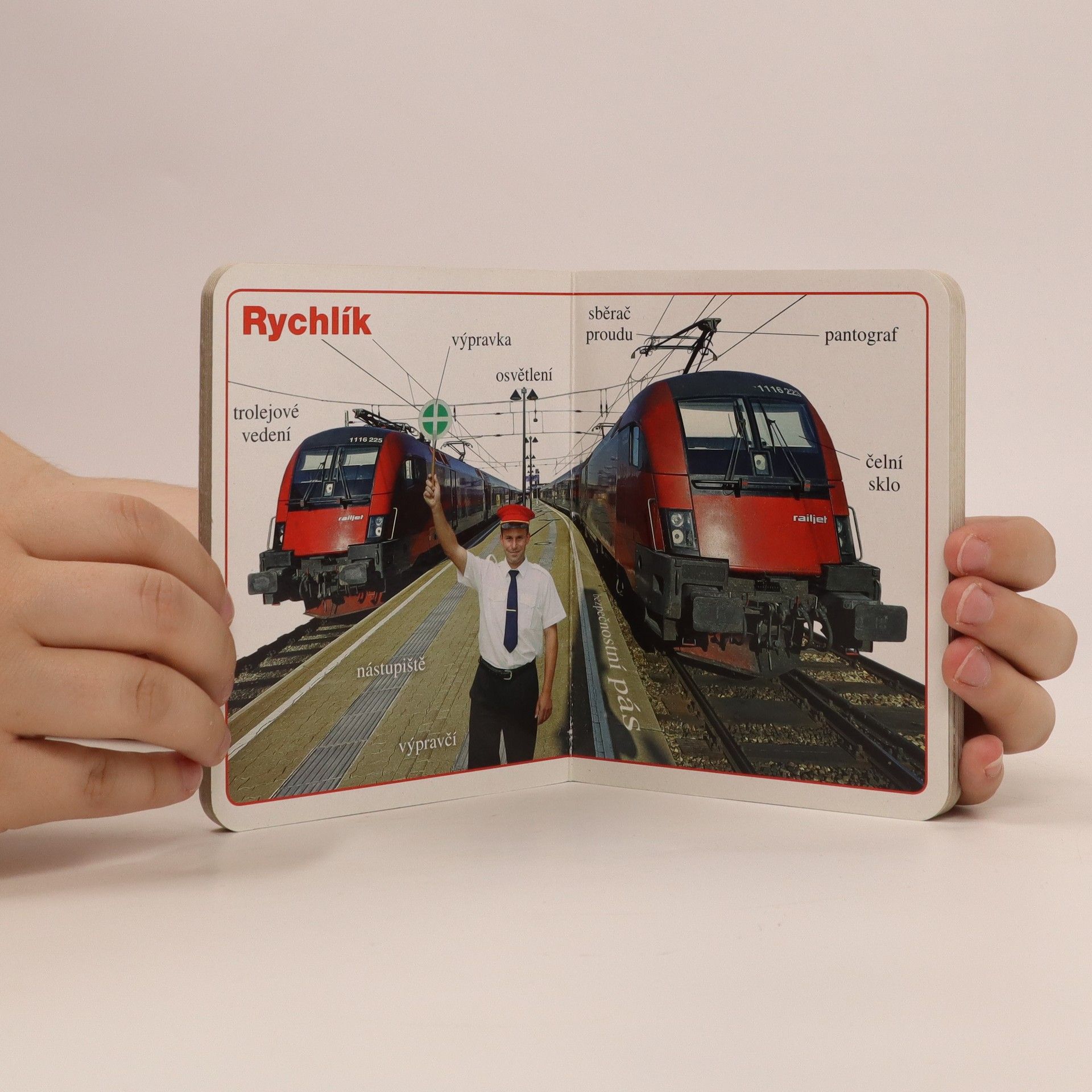 Kolektiv autorů Mojje první kniha. Vlaky