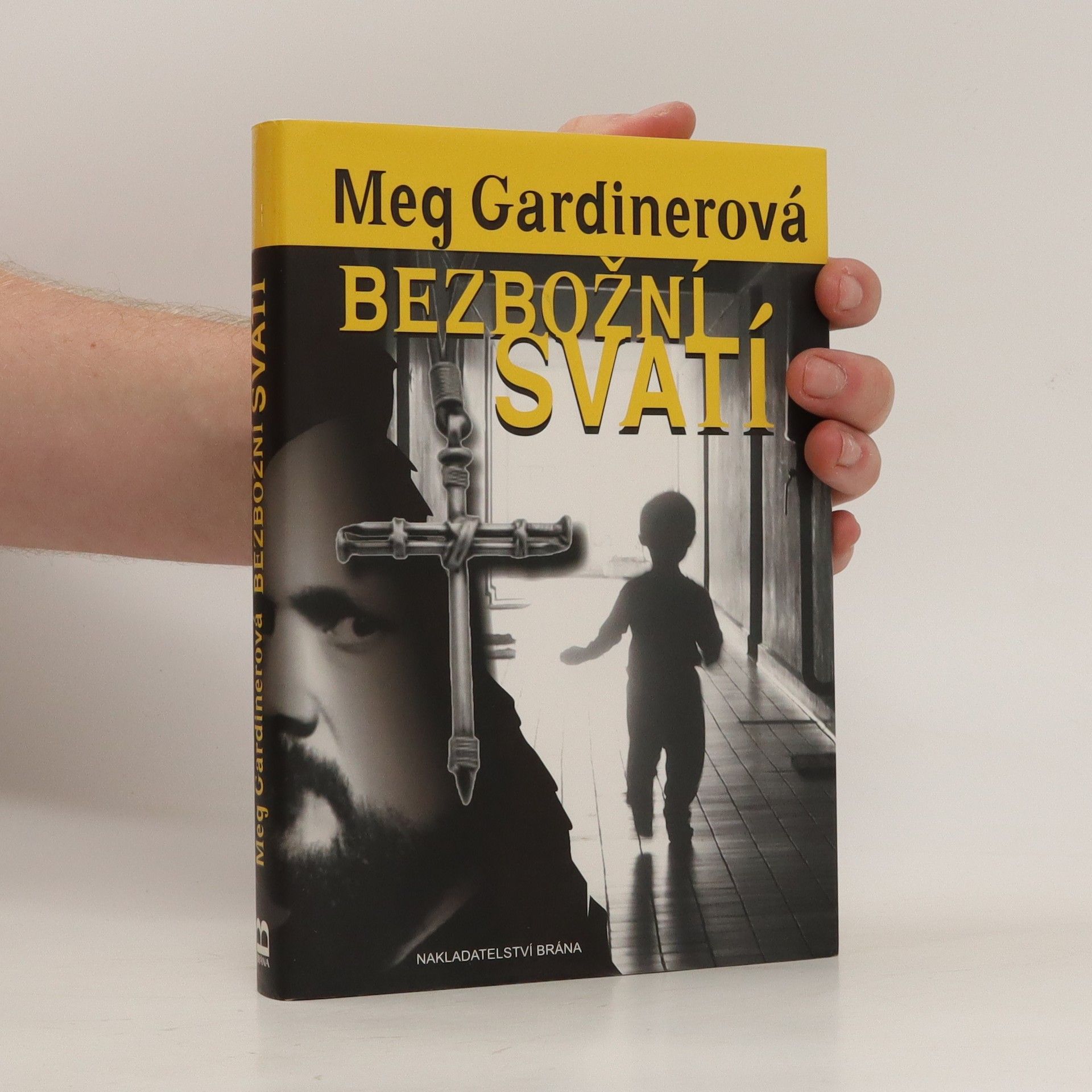 Meg Gardiner Bezbožní svatí
