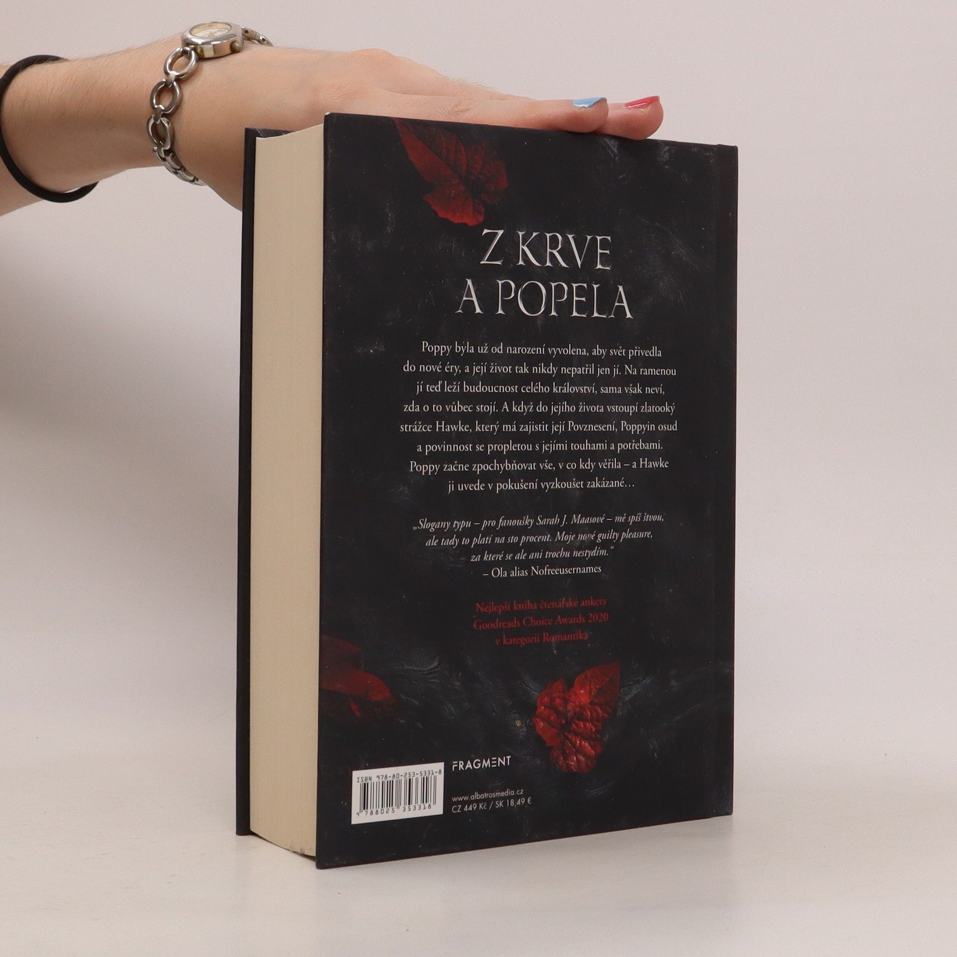 Jennifer L. Armentrout Z krve a popela