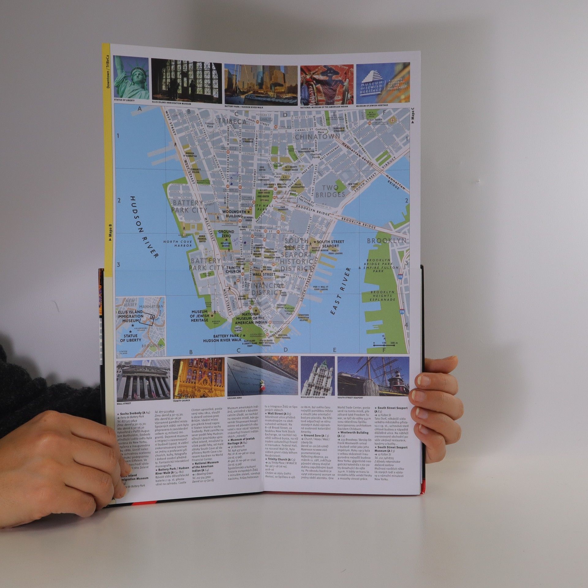 Kolektiv autorů New York. Průvodce s mapou