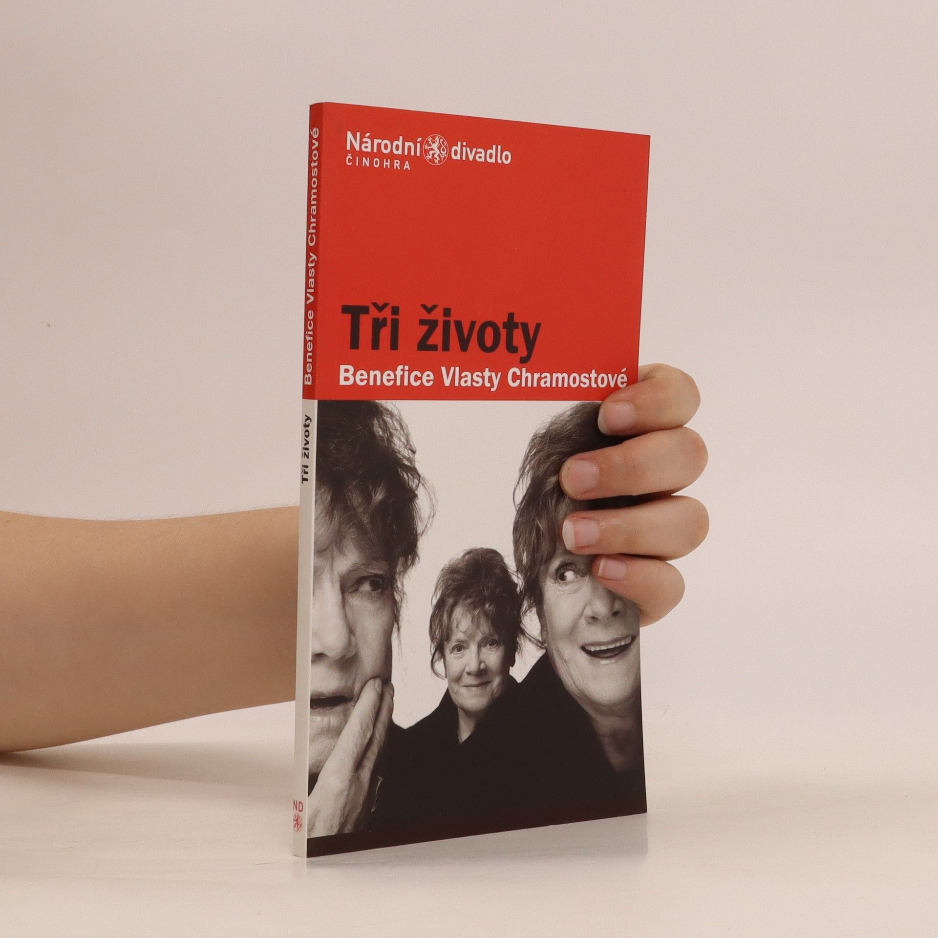 Collectif d'auteurs Tři životy. Benefice Vlasty Chramostové