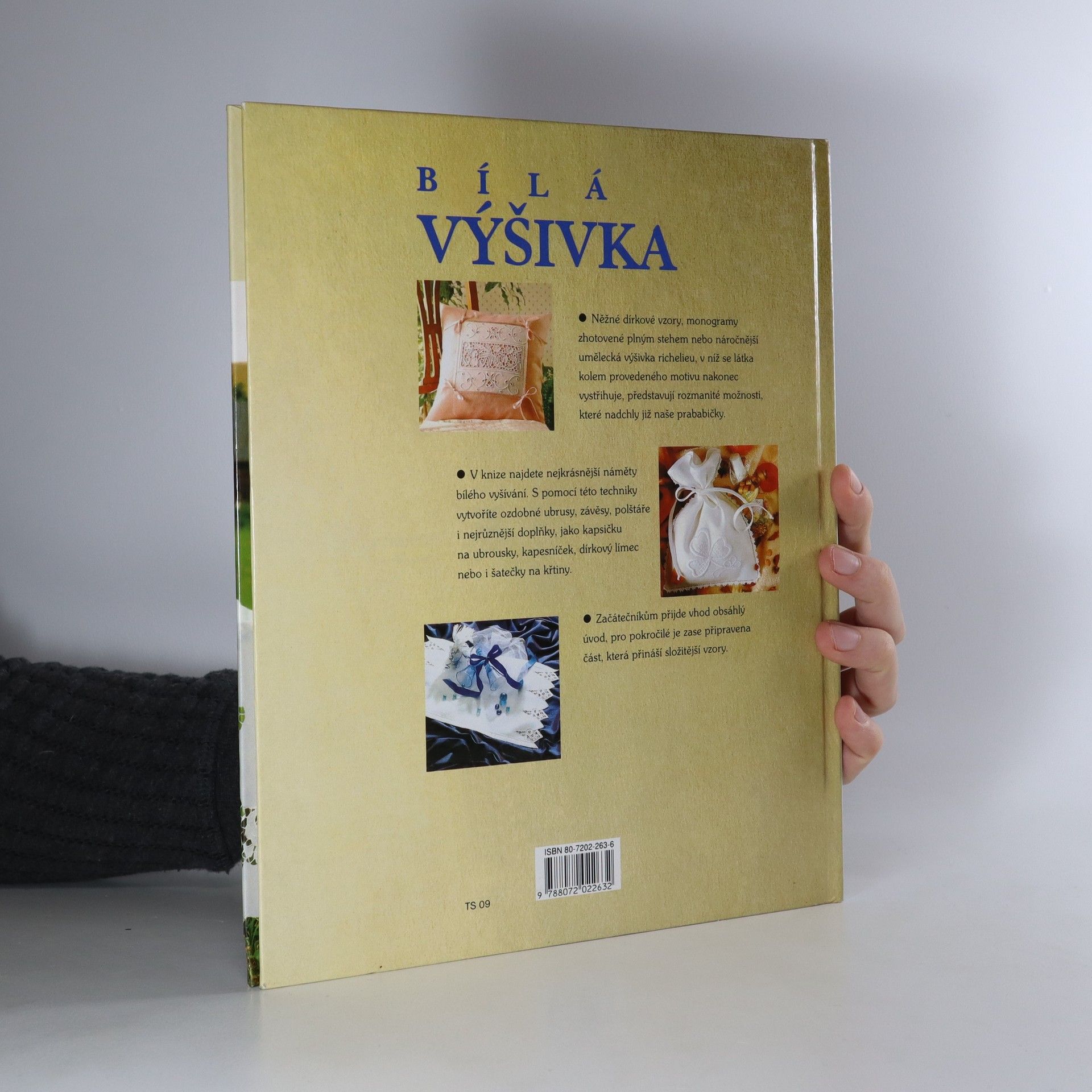 Collectif d'auteurs Bílá výšivka