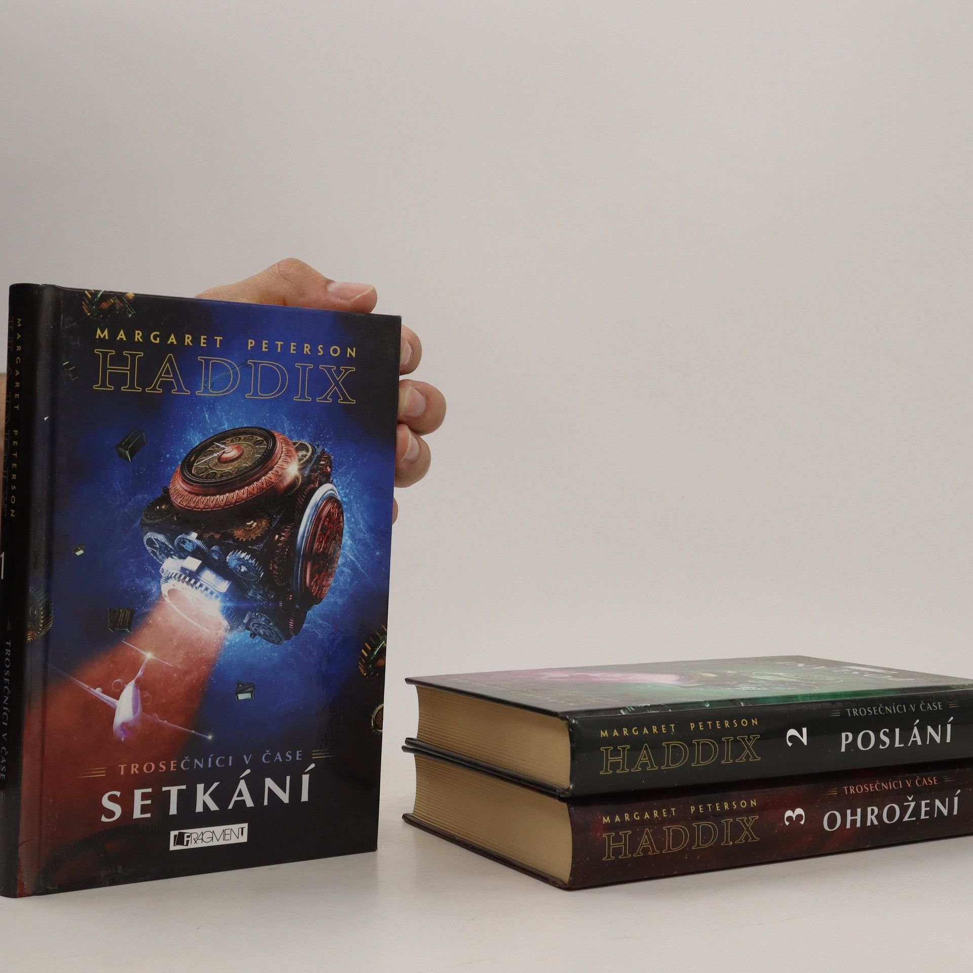 Margaret Peterson Haddix Trosečníci v čase. Setkání. Poslání. Ohrožení.