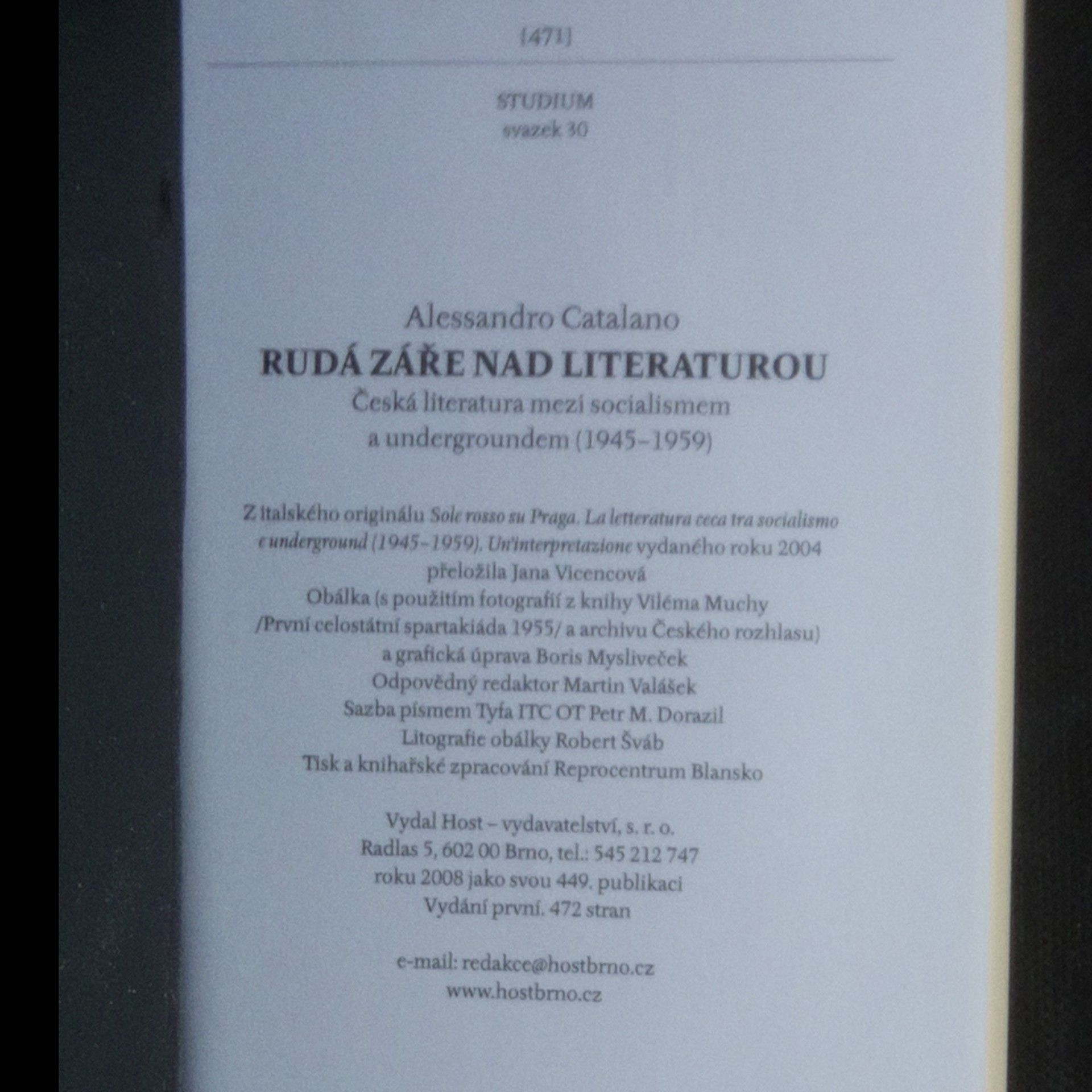 Alessandro Catalano Rudá záře nad literaturou