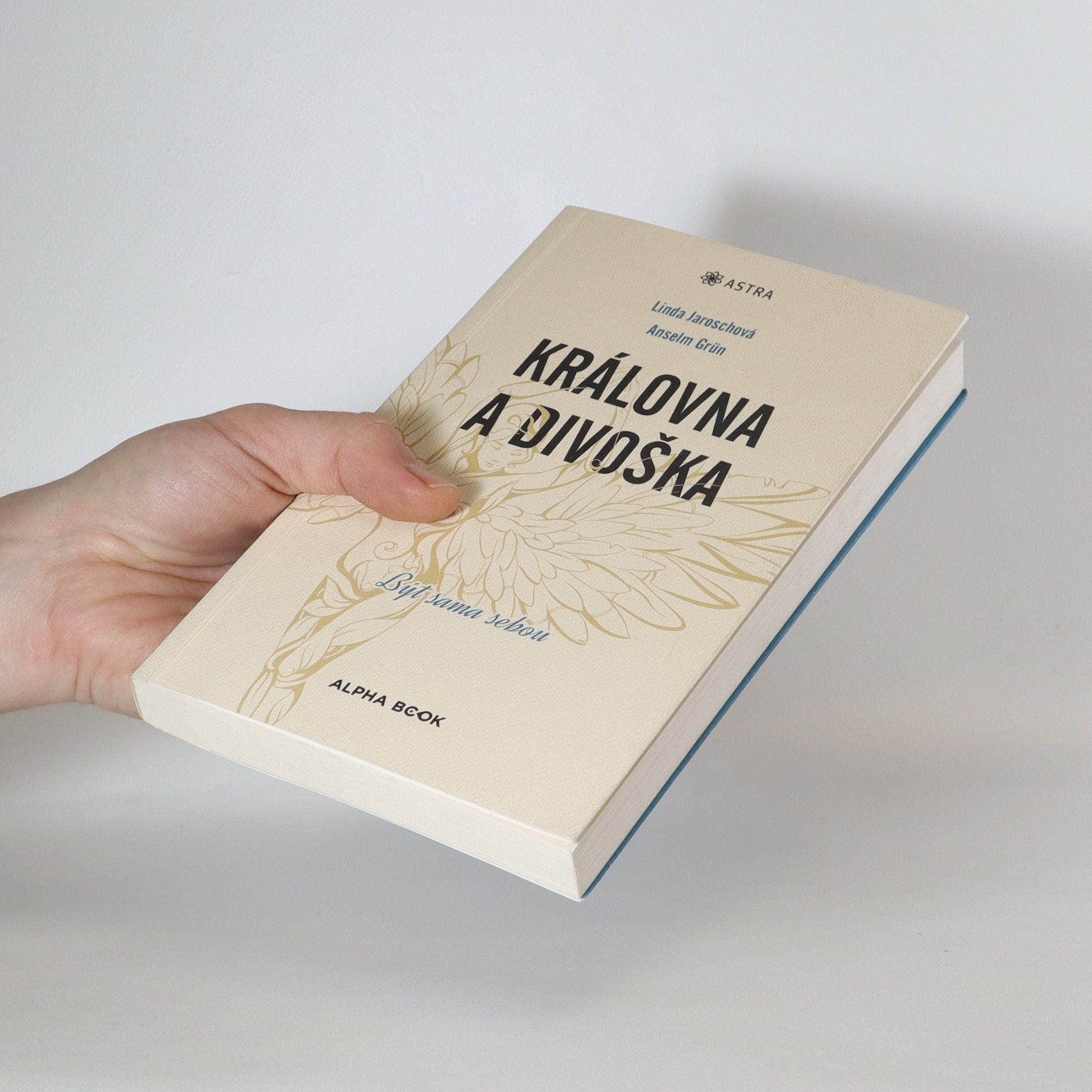 Linda Jarosch Královna a divoška