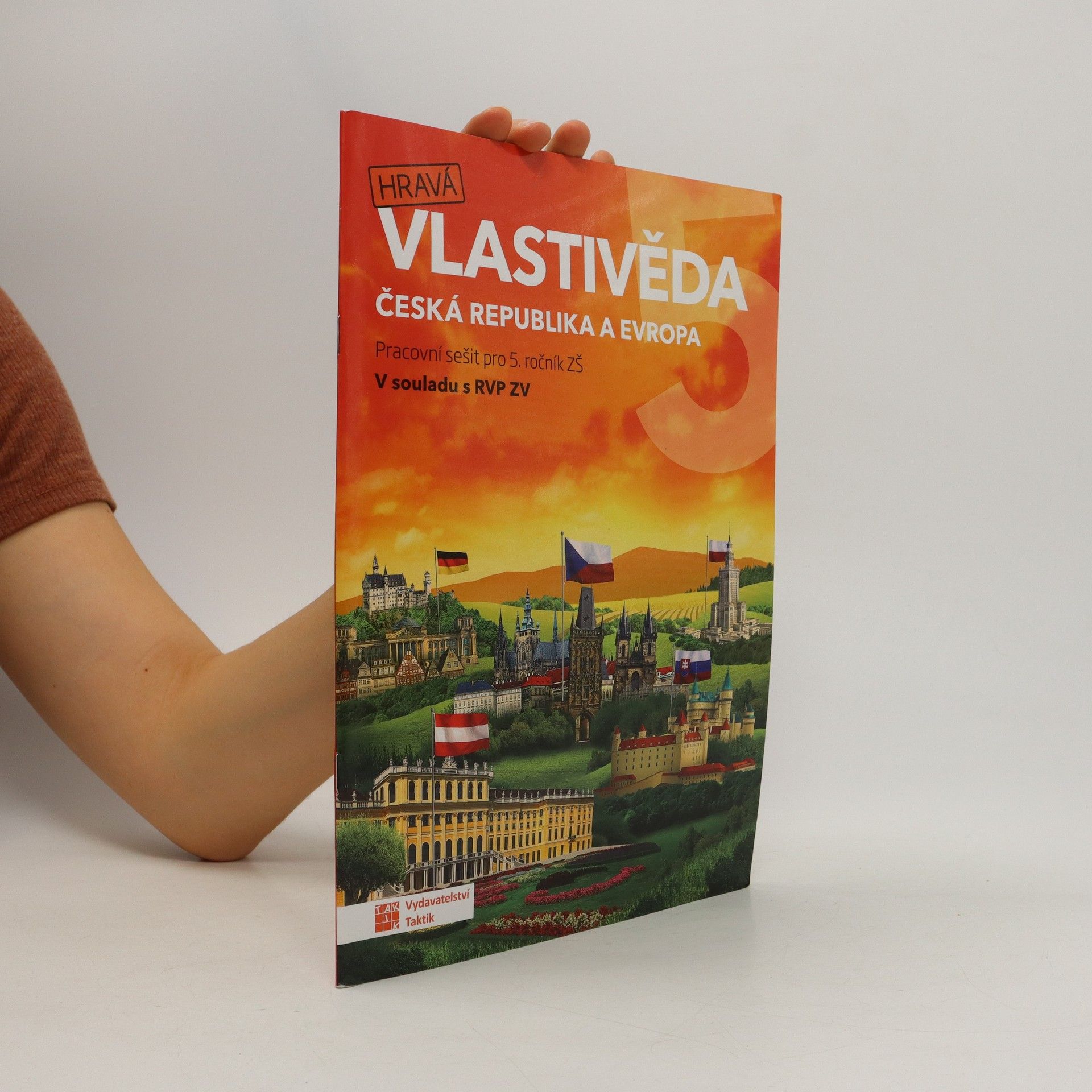 Adriena Binková Hravá vlastivěda: Česká republika a Evropa